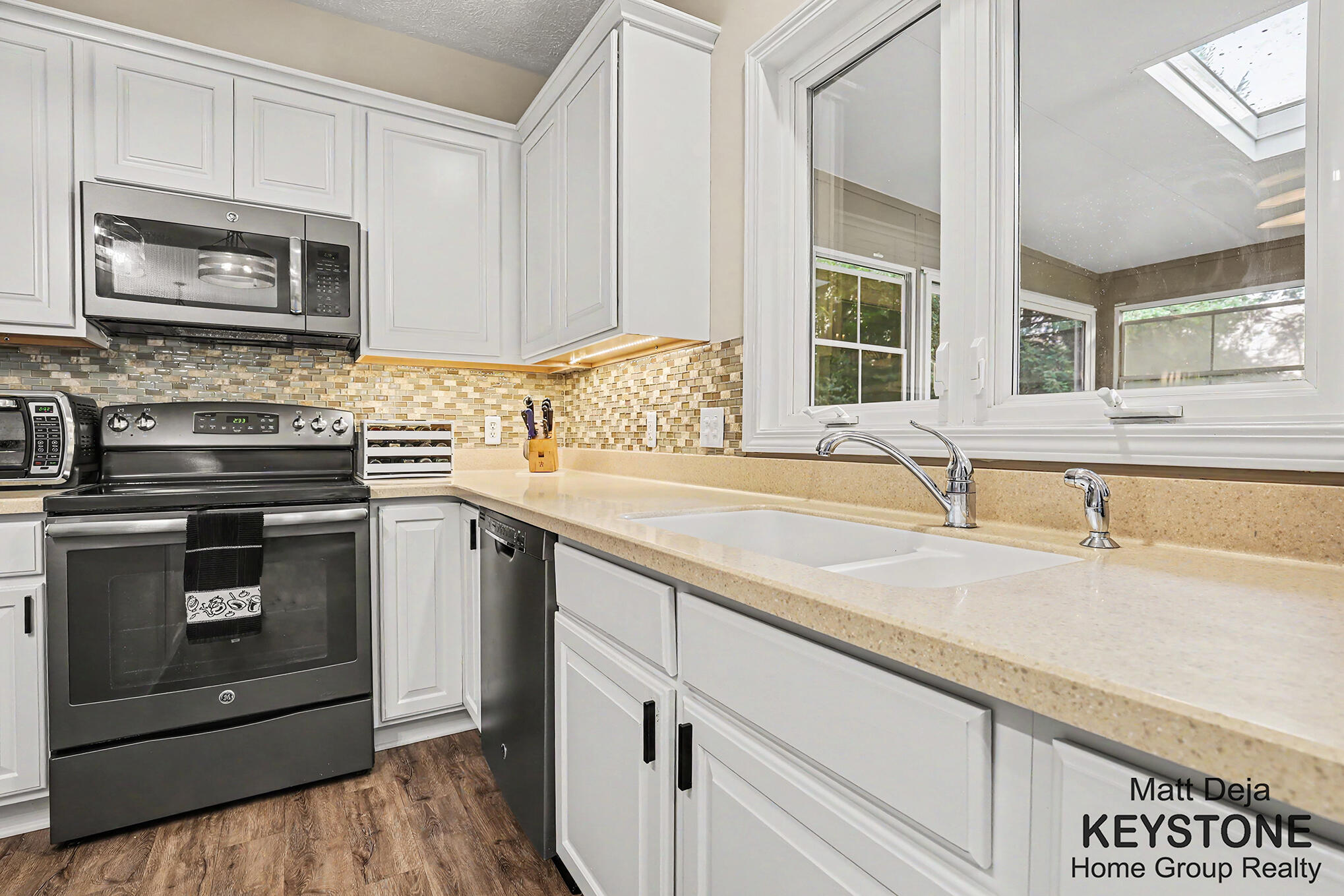 3870 Windwood Drive NE Rockford MI 49341