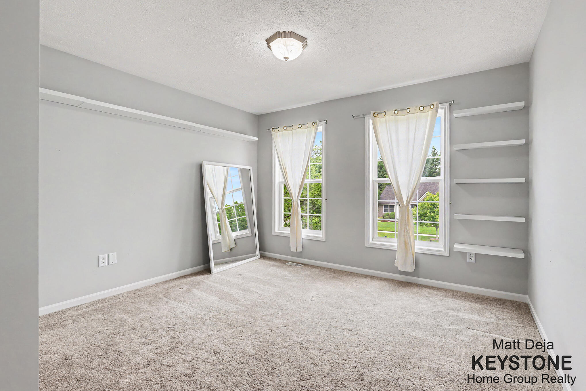3870 Windwood Drive NE Rockford MI 49341