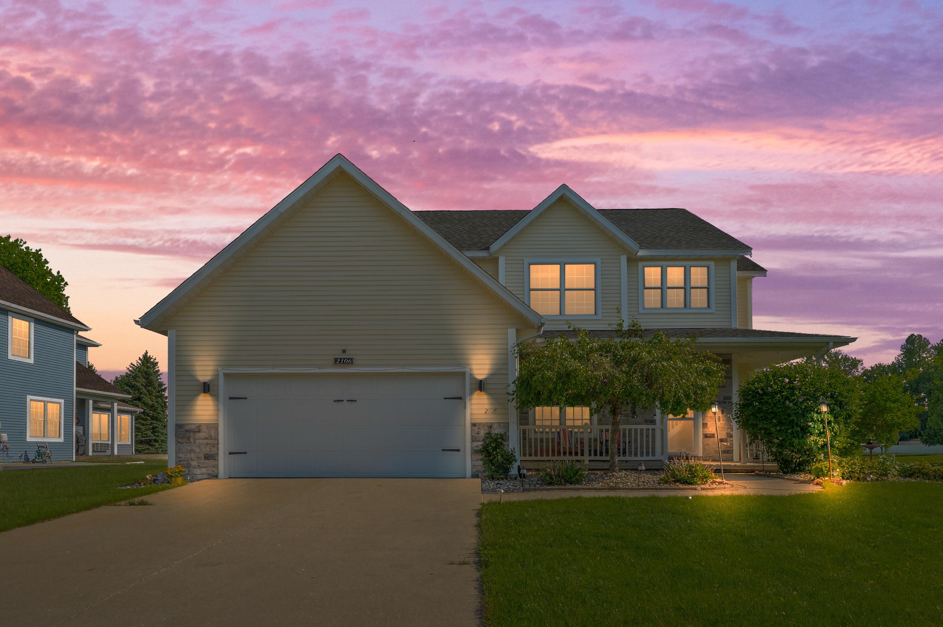 2106 Halsted Drive Stevensville MI 49127