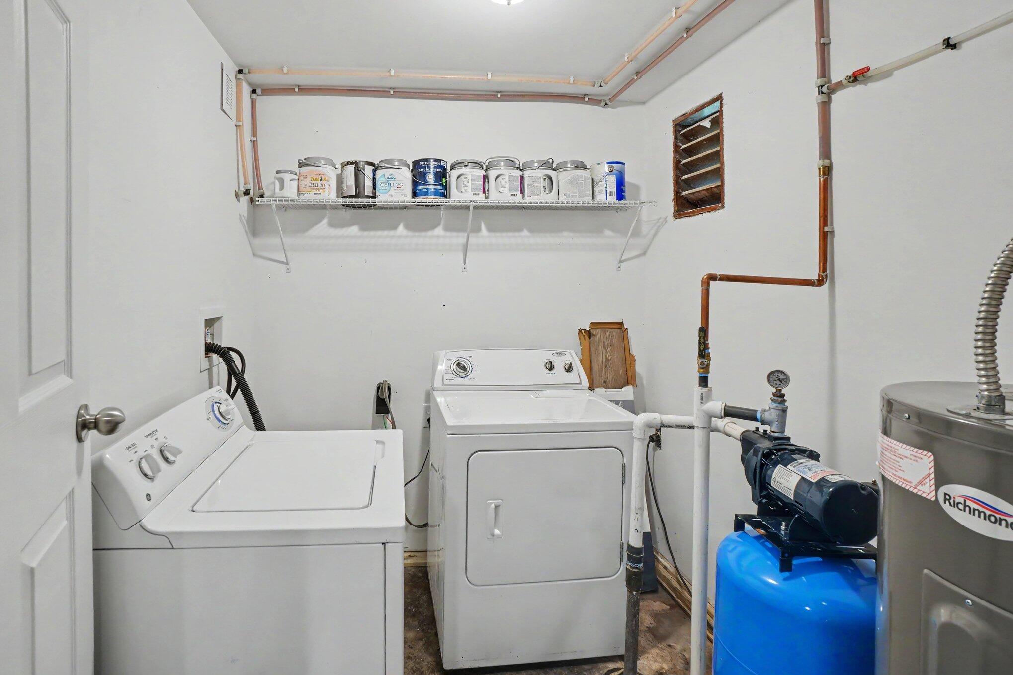 2452 54th Street Fennville MI 49408