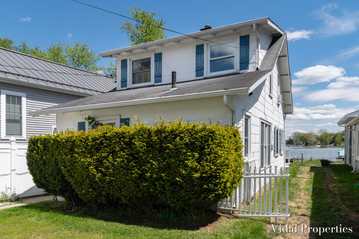 8929 Waruf Avenue Portage MI 49002