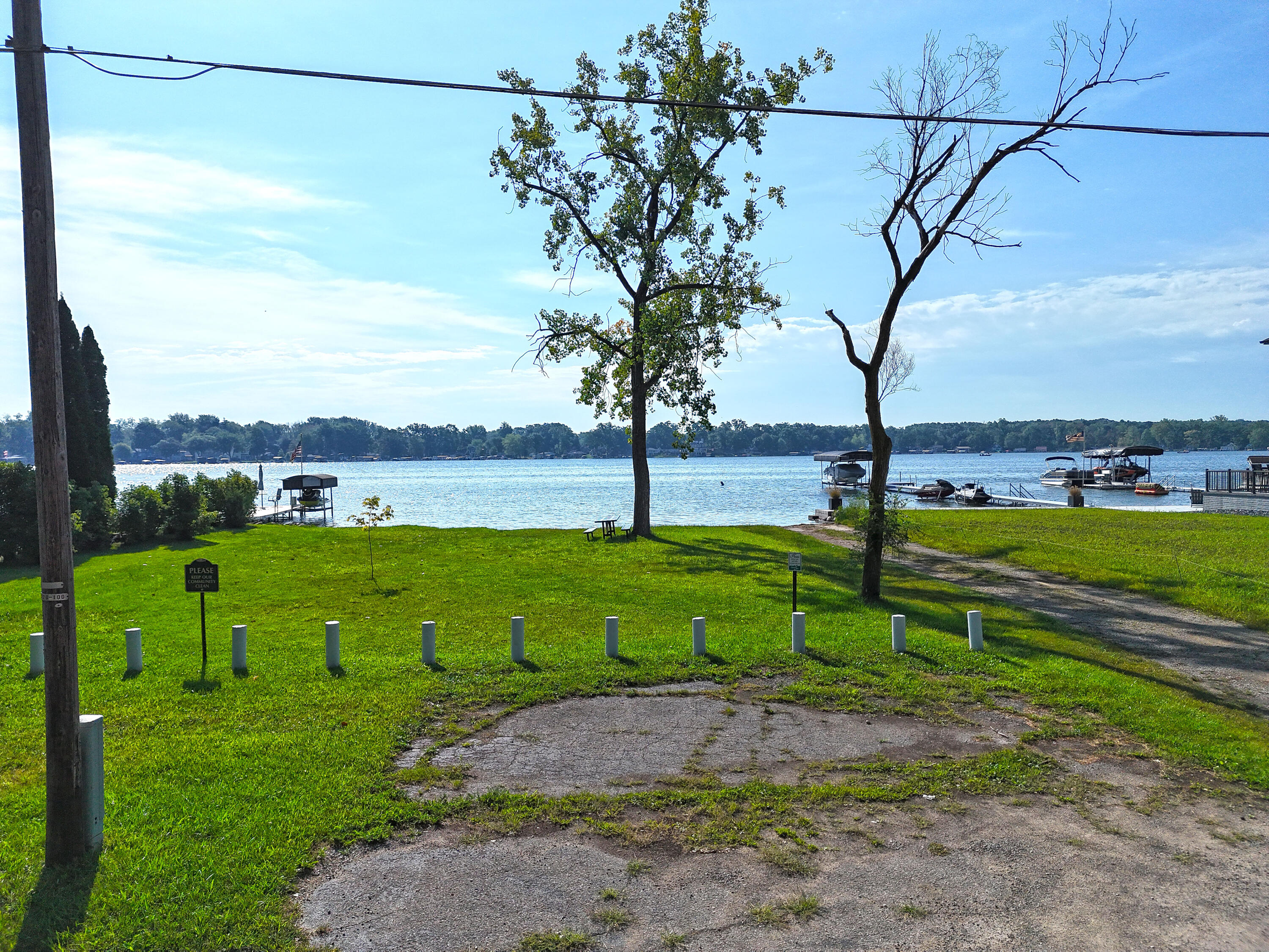 63432 N Lakeshore Drive Dowagiac MI 49047