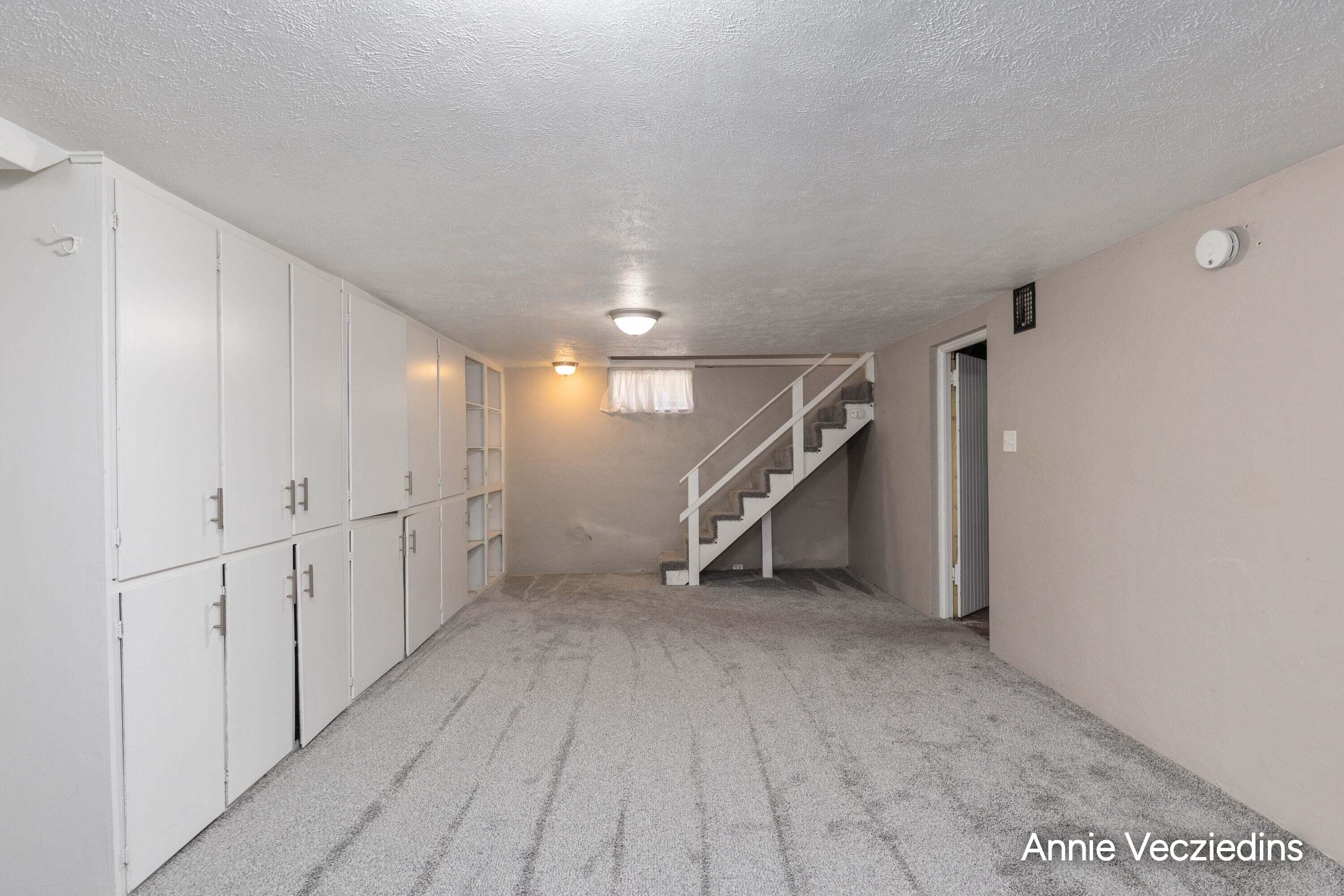 846 Lake Michigan Drive NW Grand Rapids MI 49504