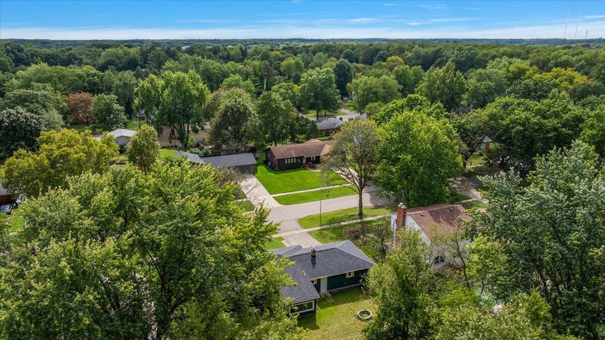 3644 Edinburgh Drive Kalamazoo MI 49006
