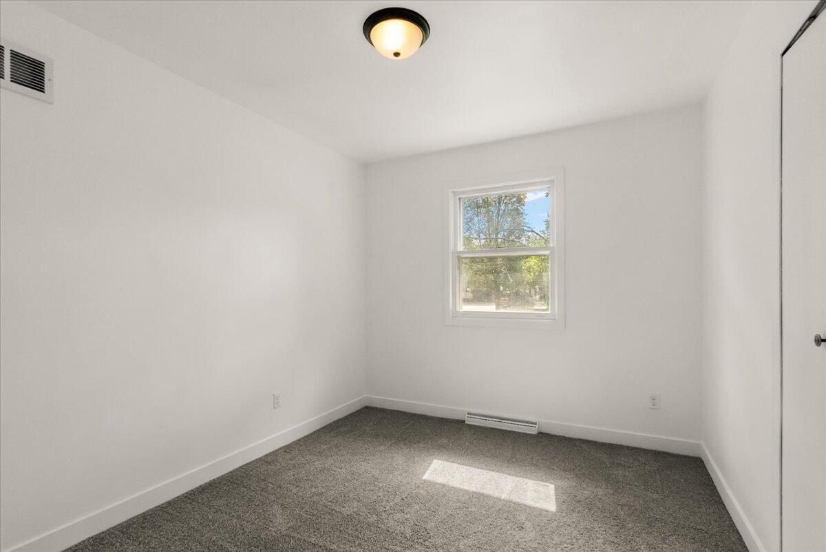 3644 Edinburgh Drive Kalamazoo MI 49006