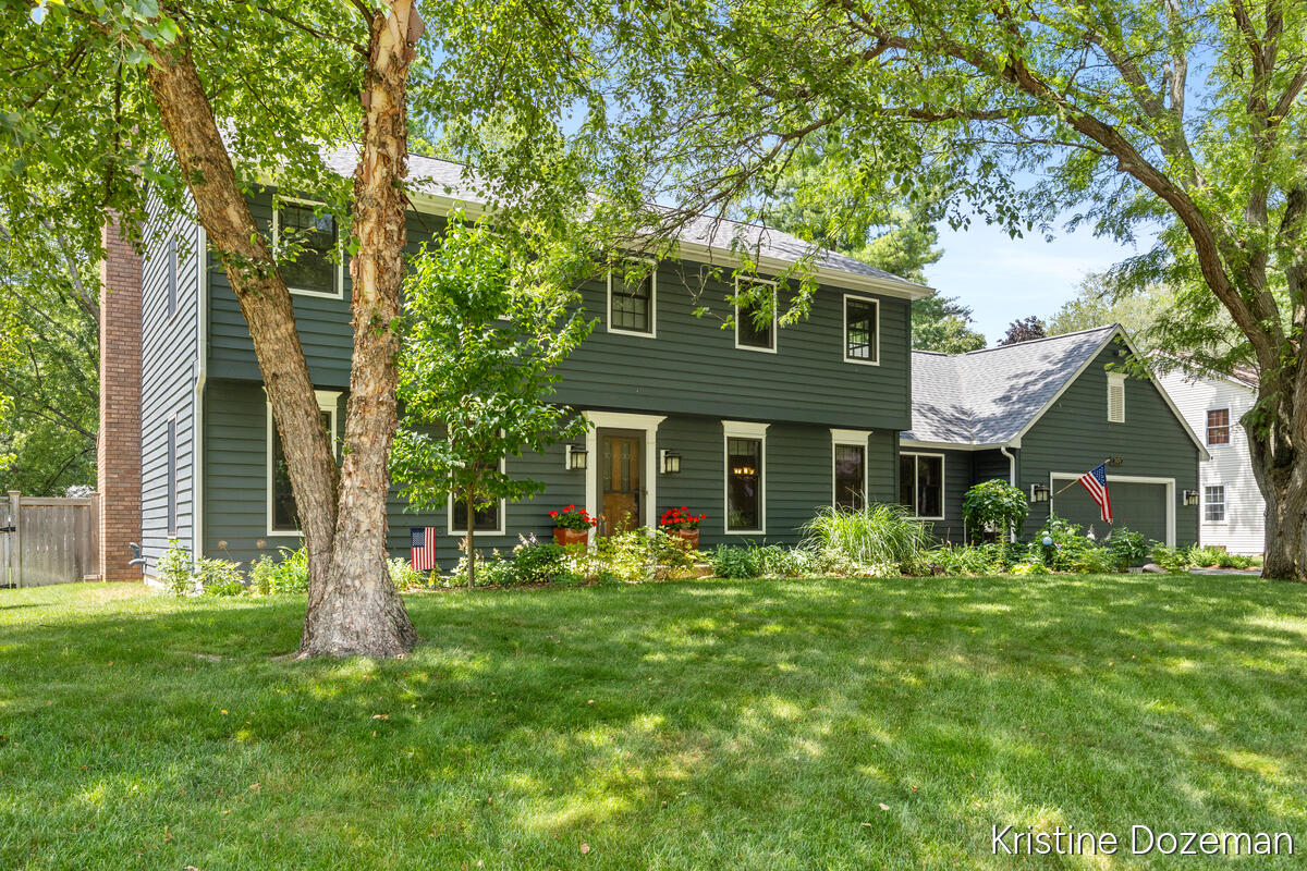 7679 Candlewood Drive SE Ada MI 49301
