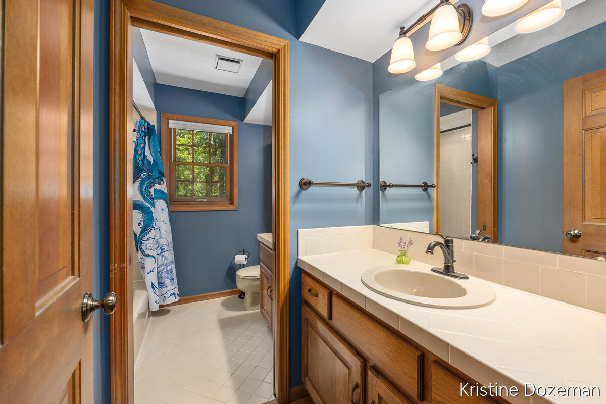 7679 Candlewood Drive SE Ada MI 49301