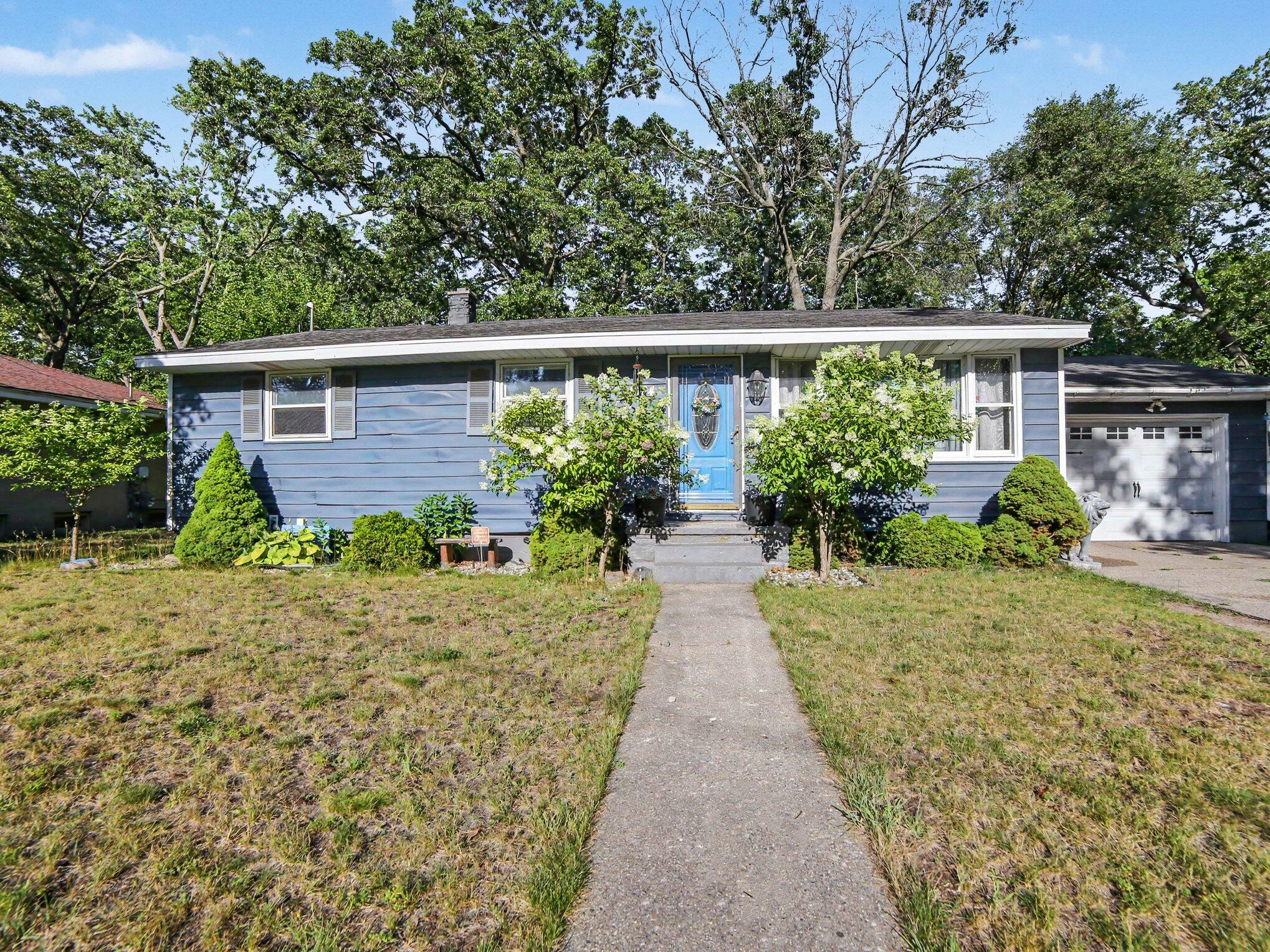 1324 Eastwood Drive Muskegon MI 49442