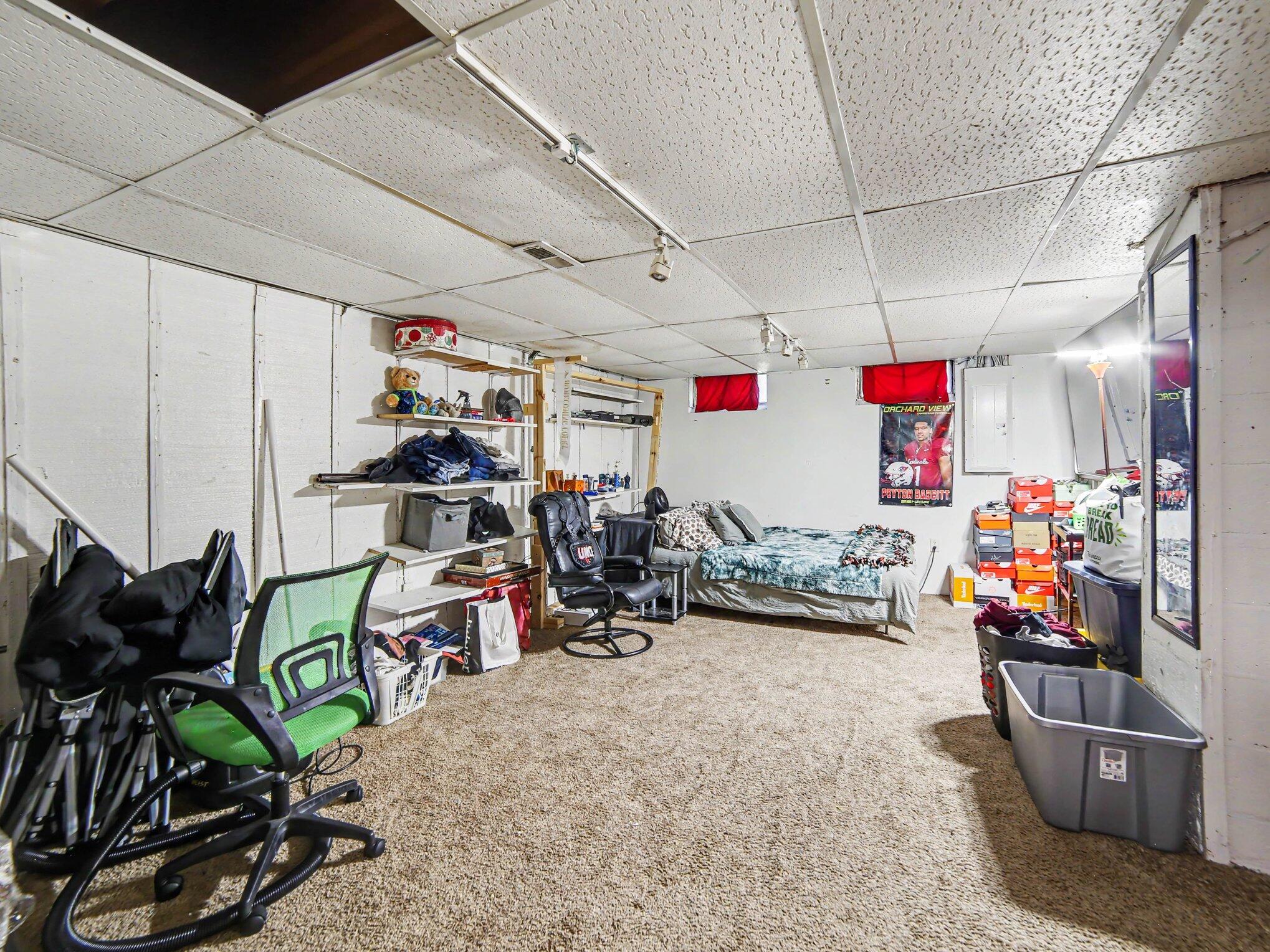 1324 Eastwood Drive Muskegon MI 49442
