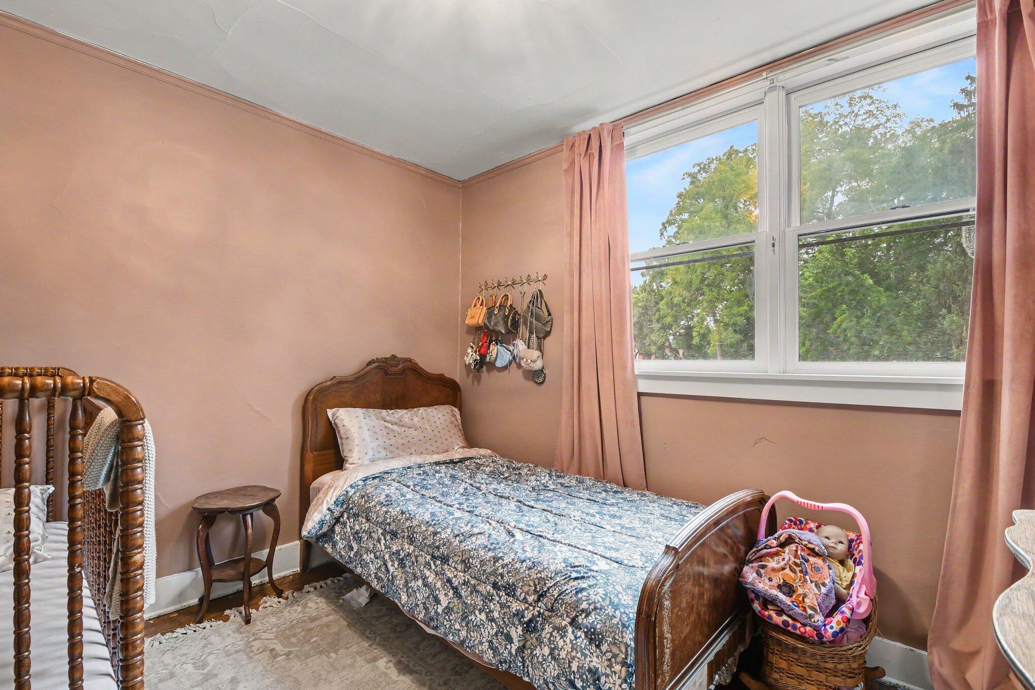 319 Glenhaven Avenue NW Grand Rapids MI 49504