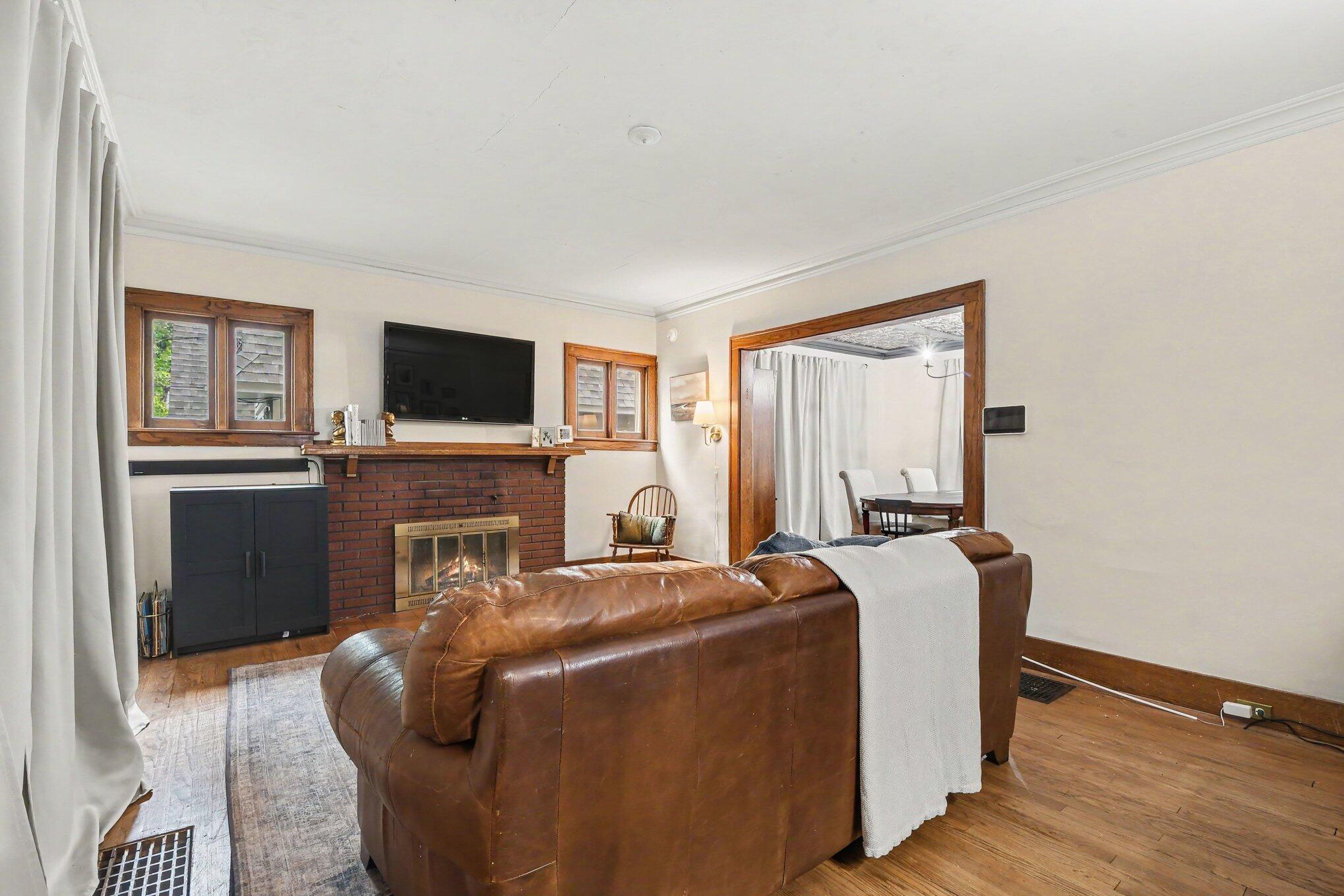 319 Glenhaven Avenue NW Grand Rapids MI 49504