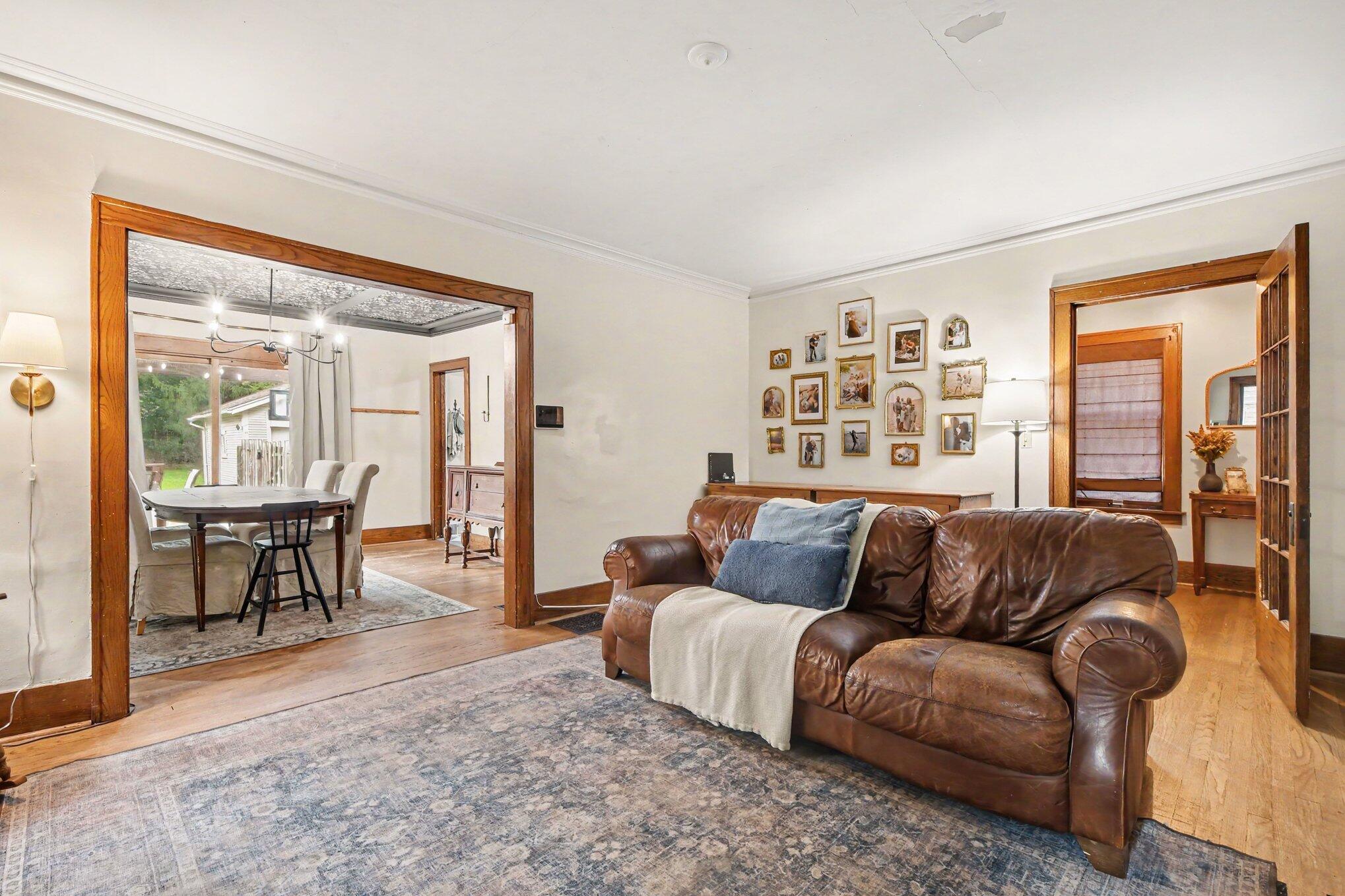 319 Glenhaven Avenue NW Grand Rapids MI 49504