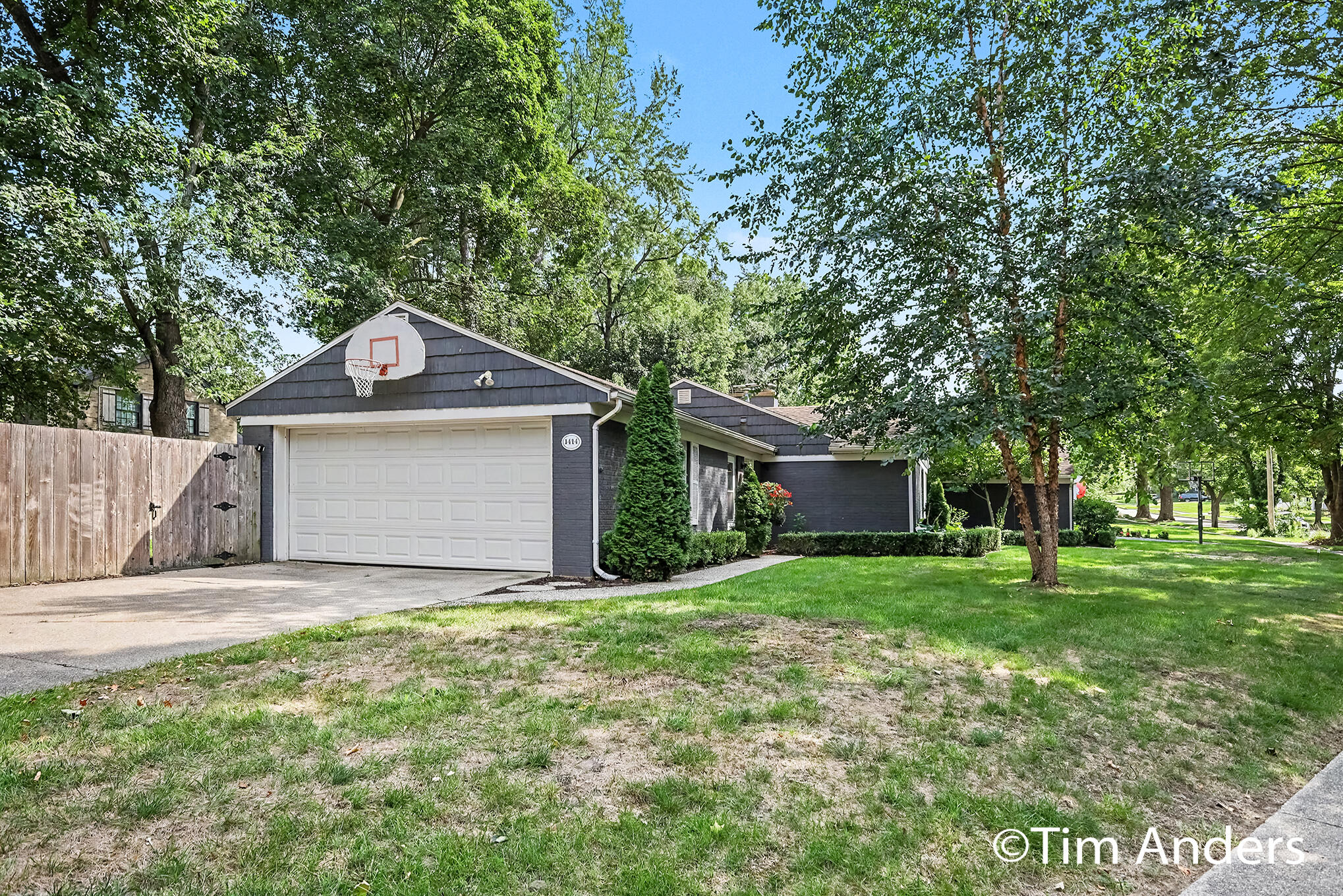 1414 Rosalind Road SE East Grand Rapids MI 49506