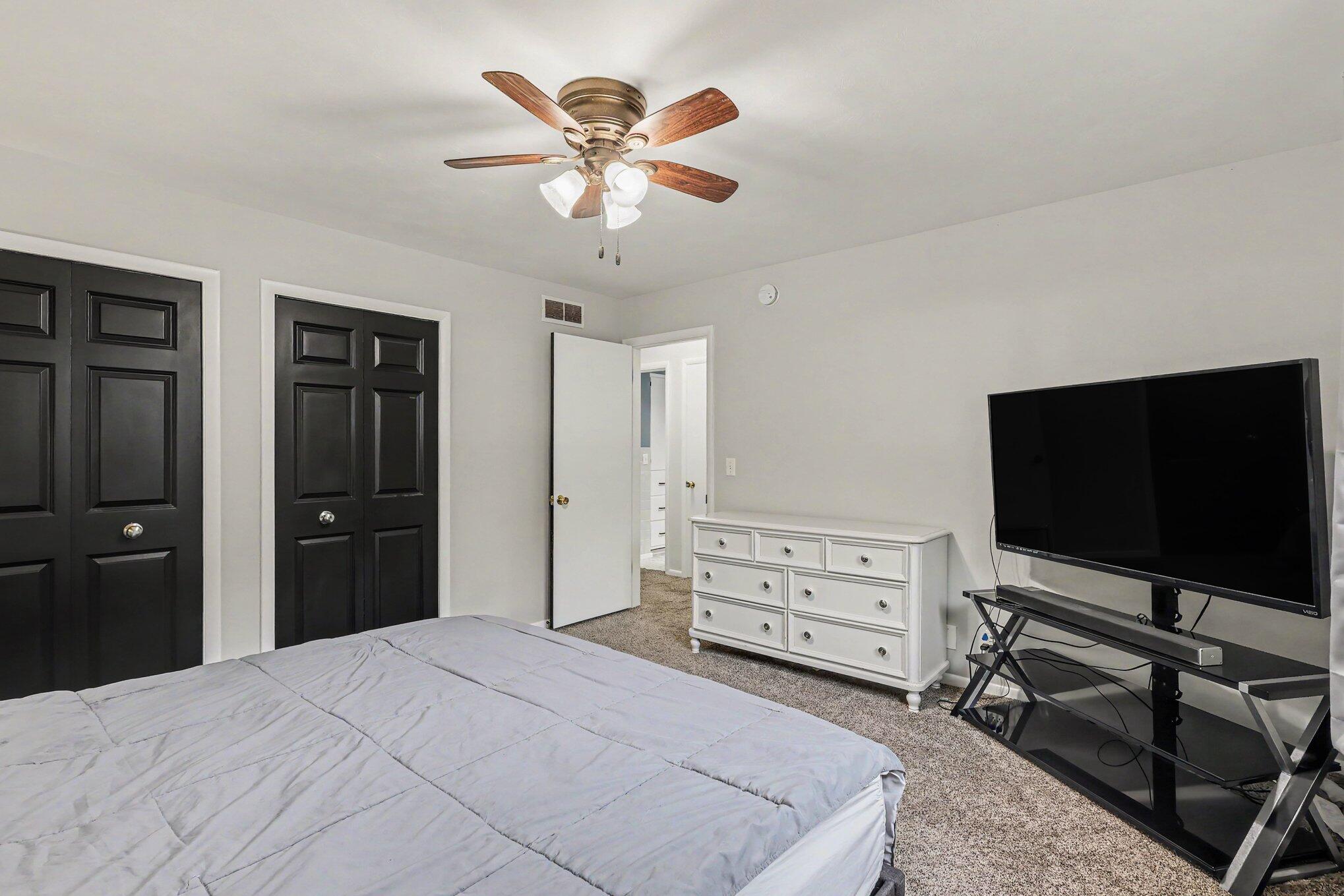 997 Colonial Court Holland MI 49423