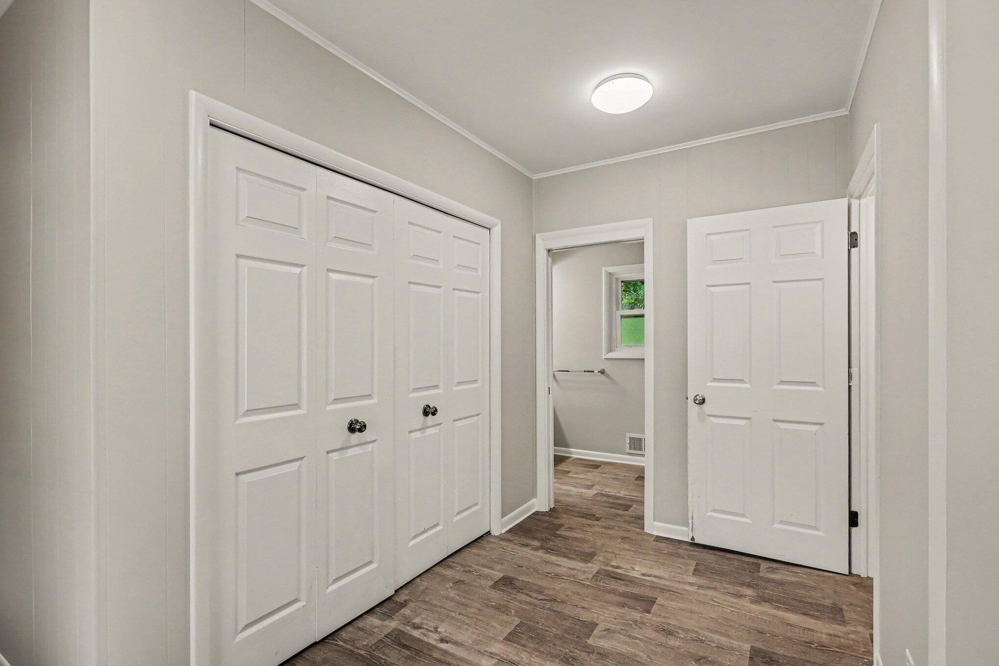 997 Colonial Court Holland MI 49423