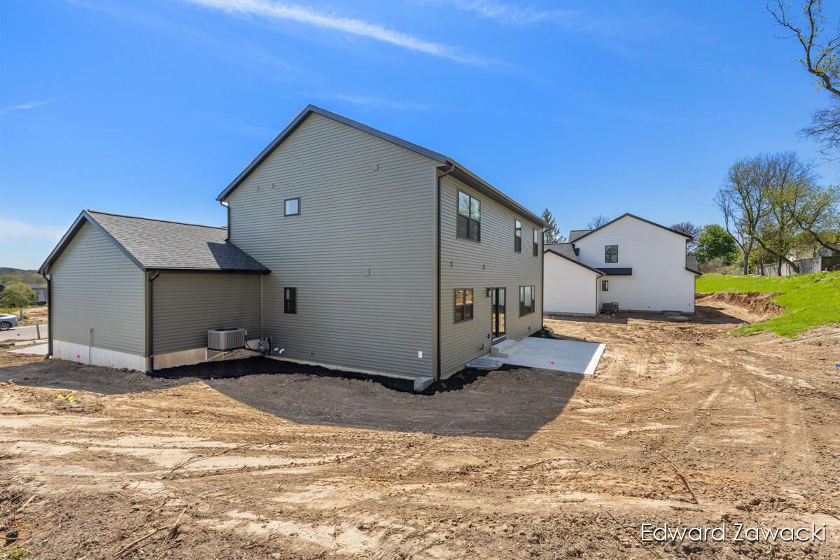 397 Rogue River View Drive Rockford MI 49341