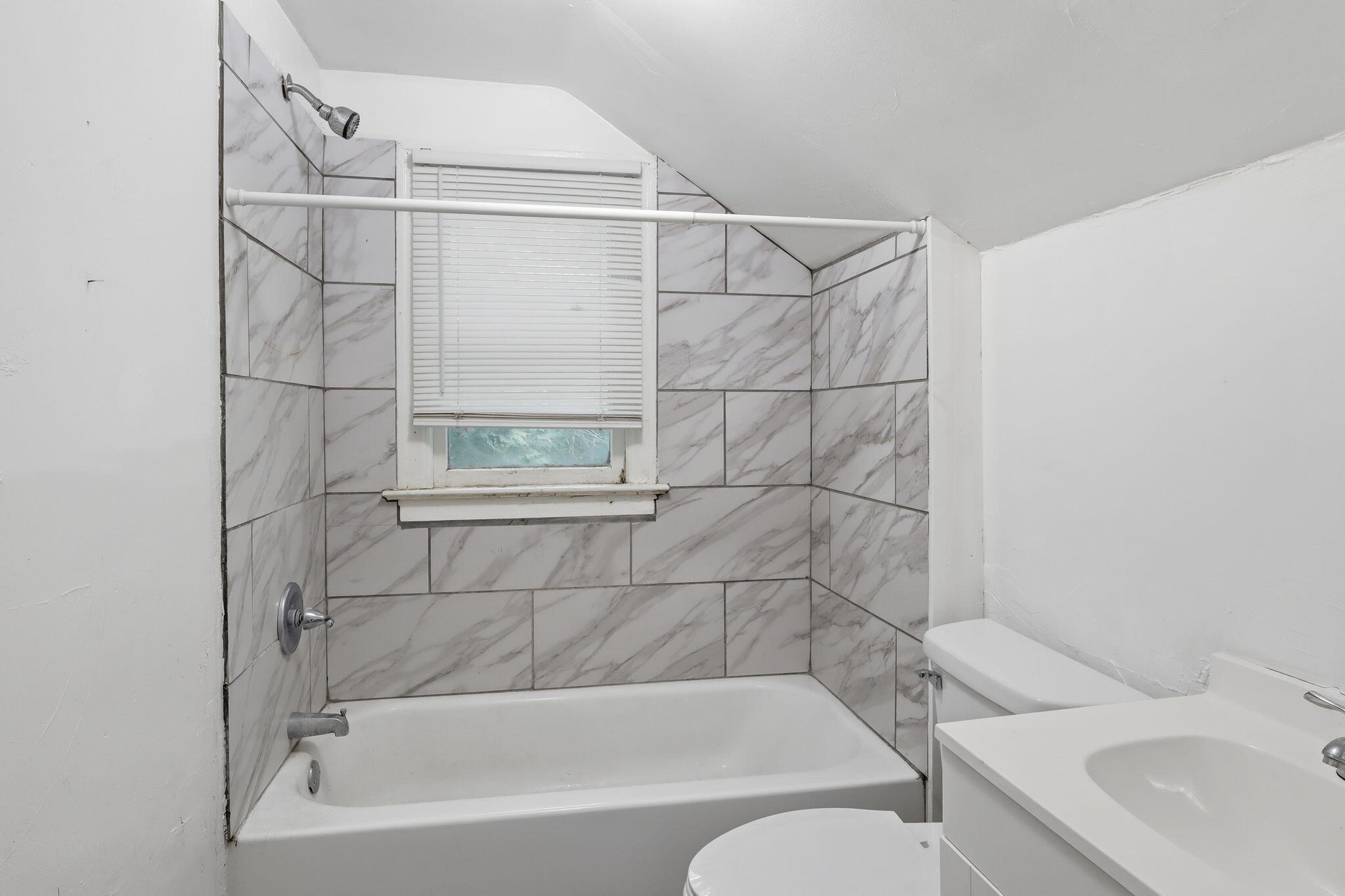 198 Rex Avenue Kalamazoo MI 49048