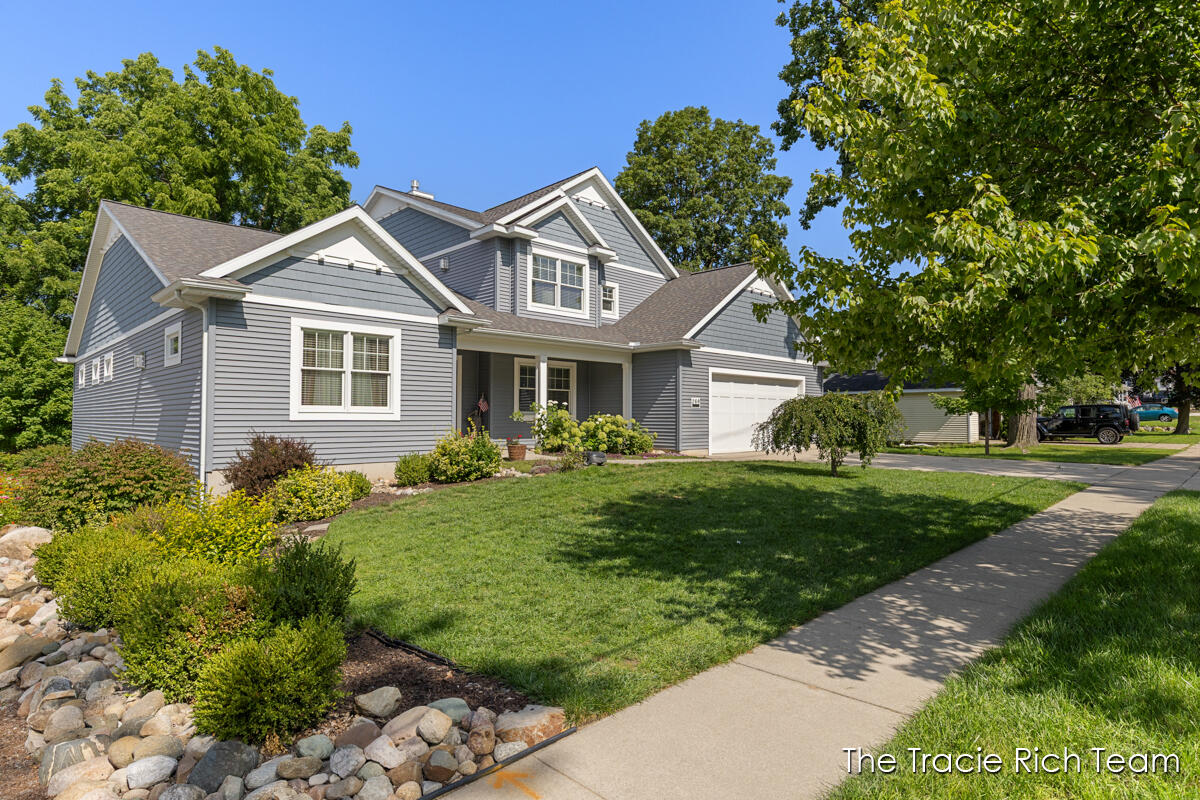 269 N Main Street Rockford MI 49341