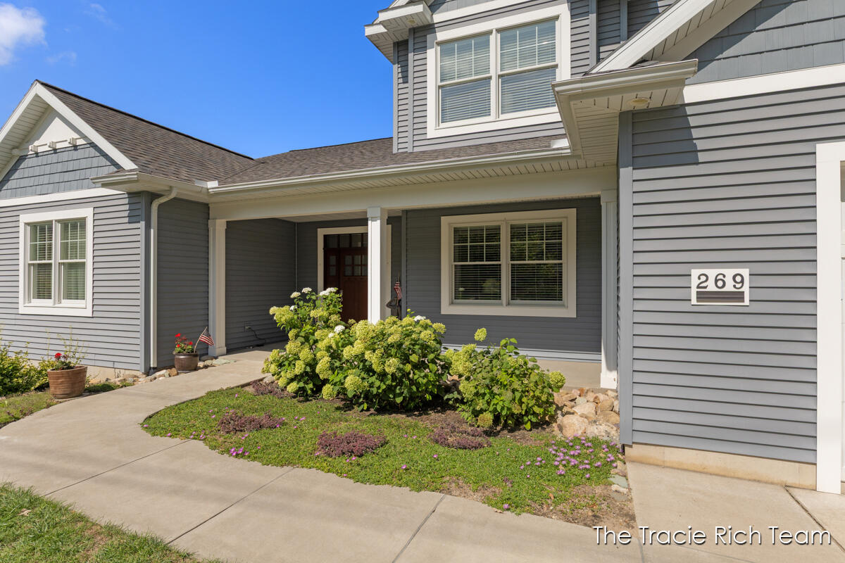 269 N Main Street Rockford MI 49341