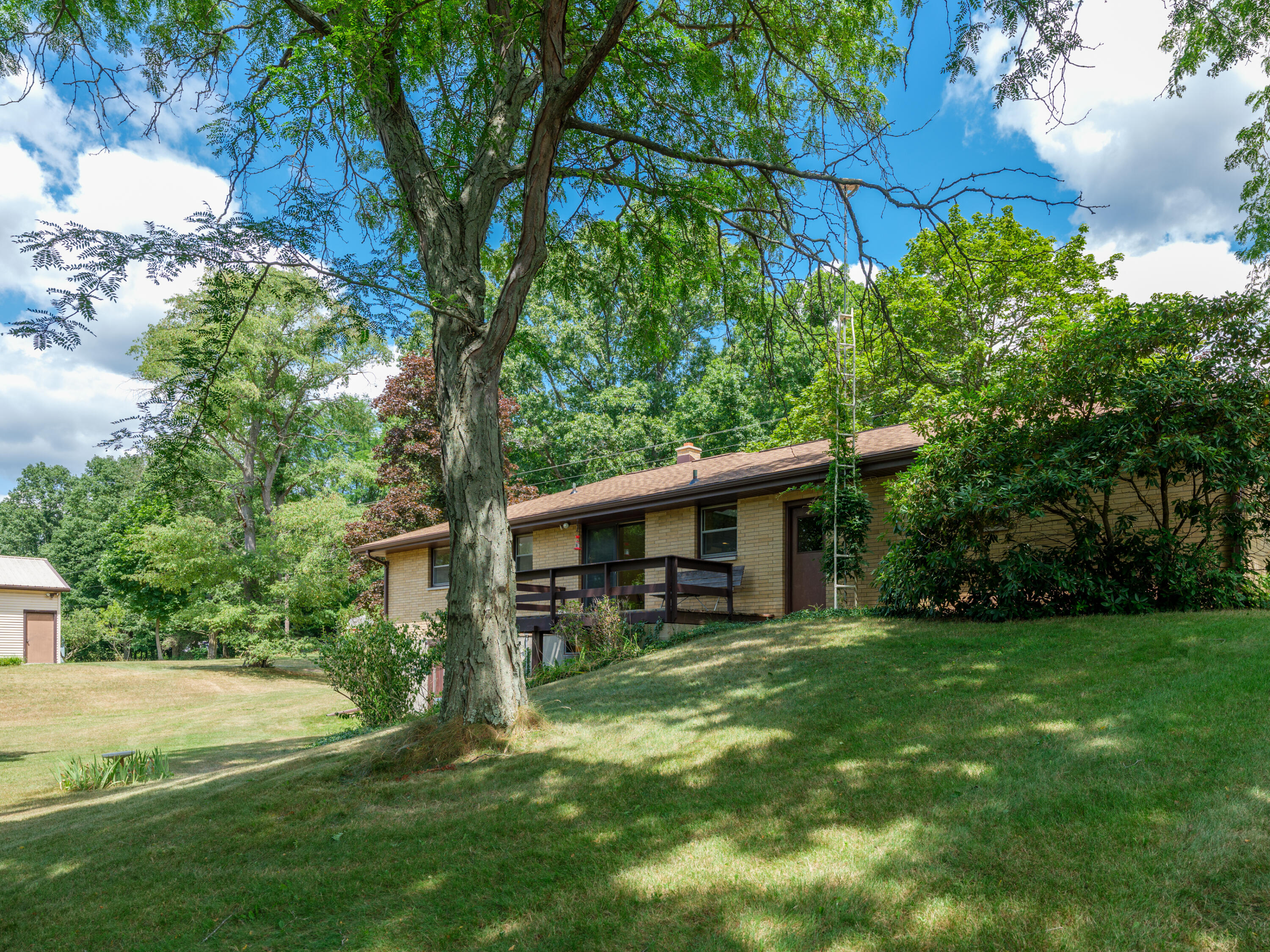 9169 N Riverview Drive Kalamazoo MI 49004