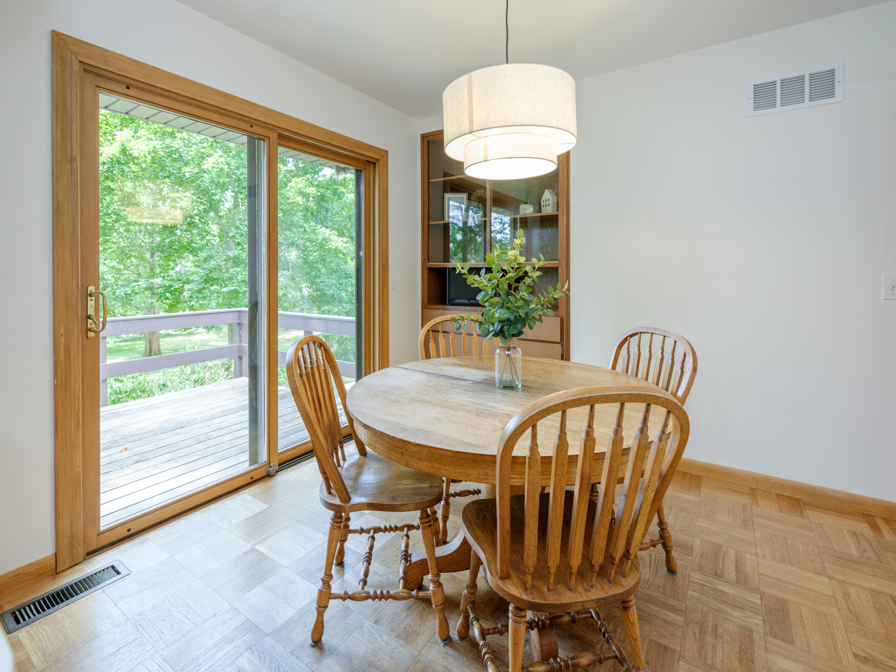 9169 N Riverview Drive Kalamazoo MI 49004