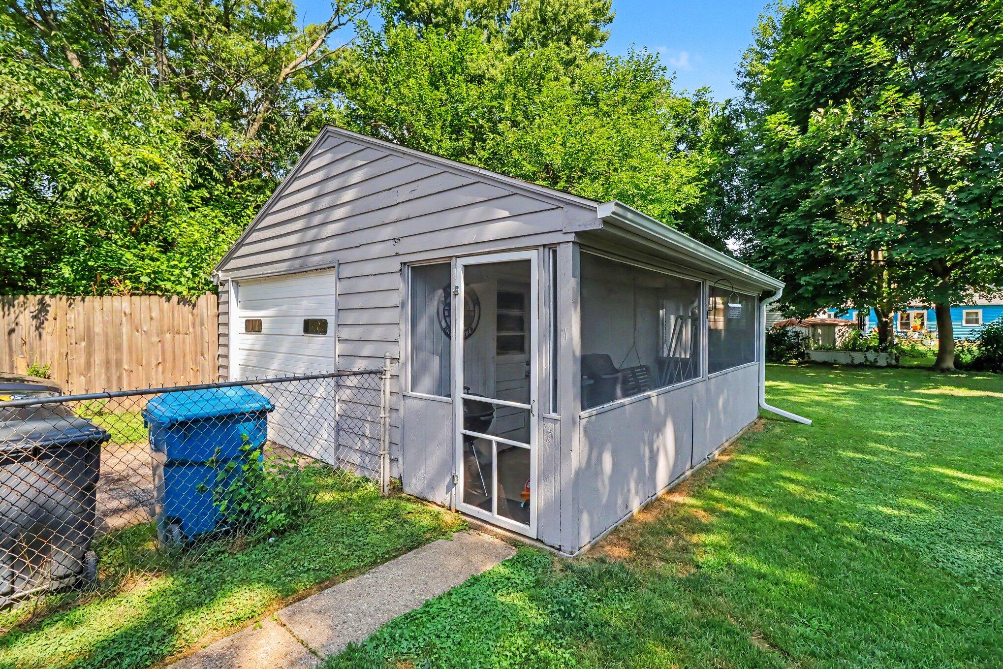2225 Southern Avenue Kalamazoo MI 49001