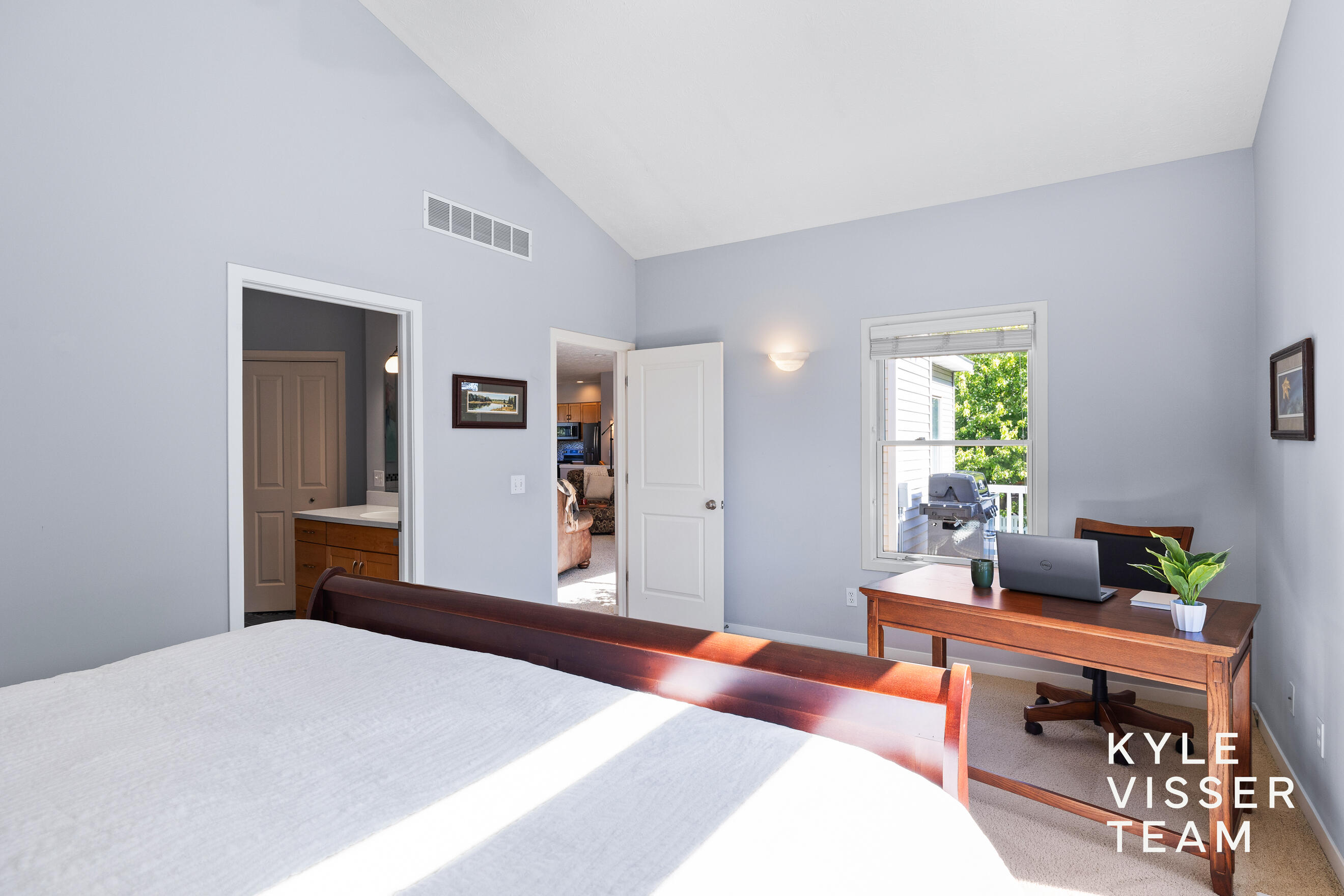 4478 Burton Forest Court SE Grand Rapids MI 49546