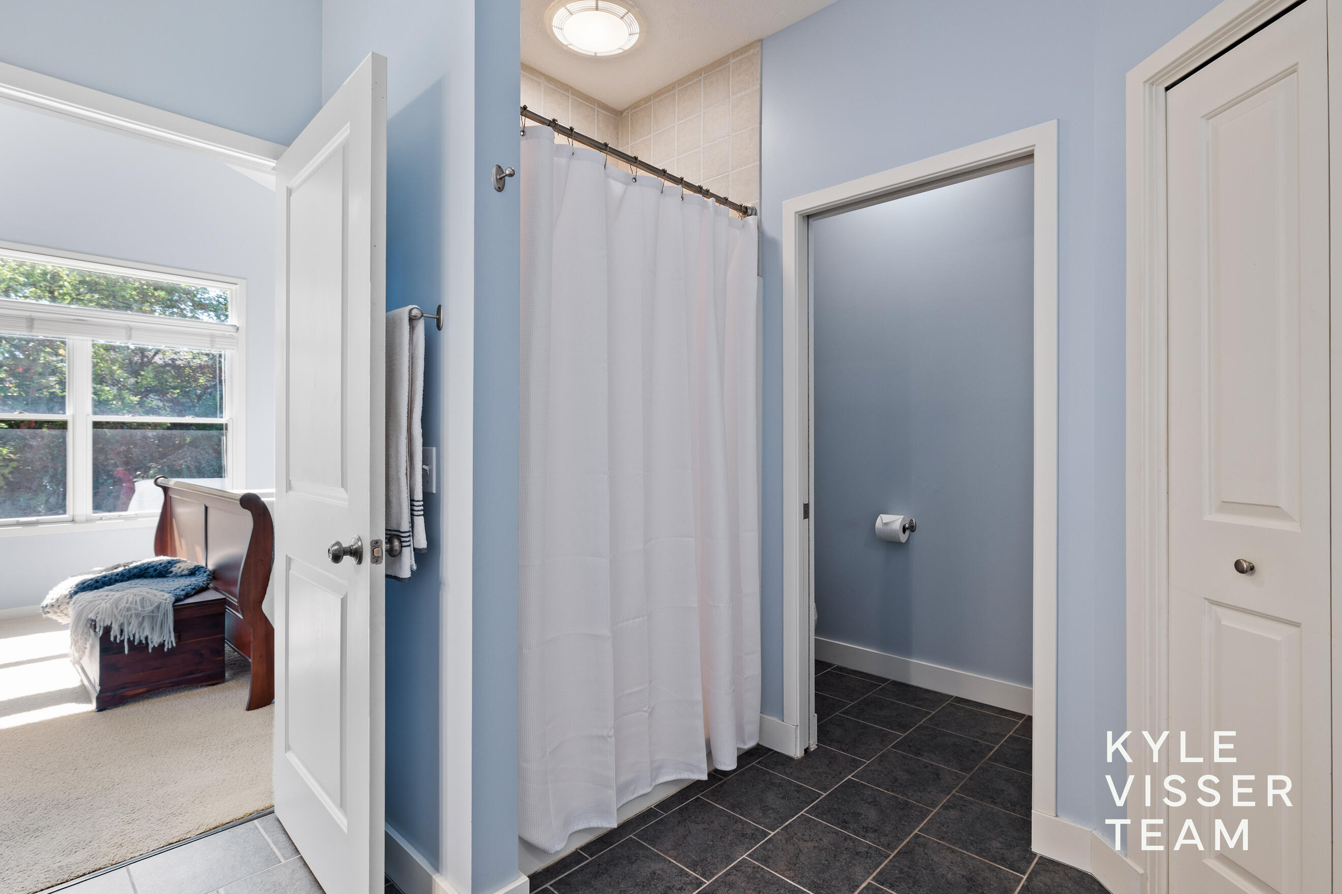 4478 Burton Forest Court SE Grand Rapids MI 49546