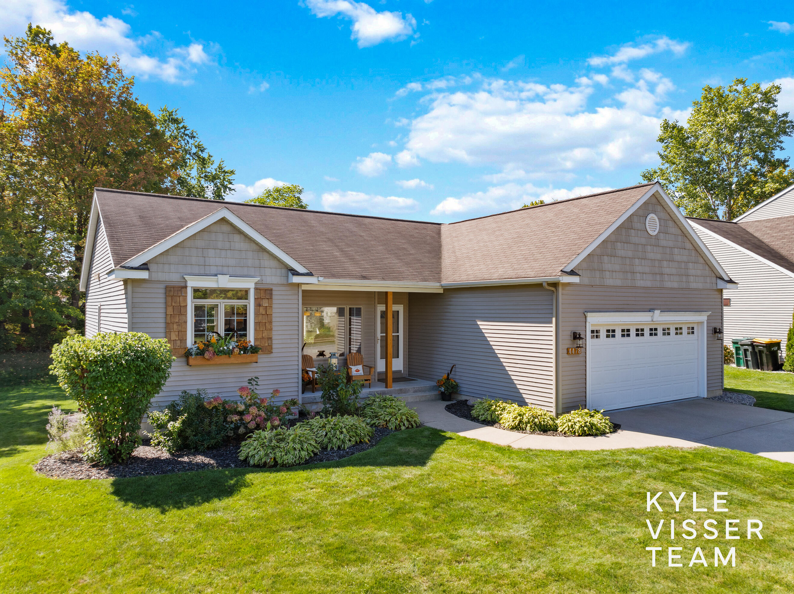 4478 Burton Forest Court SE Grand Rapids MI 49546