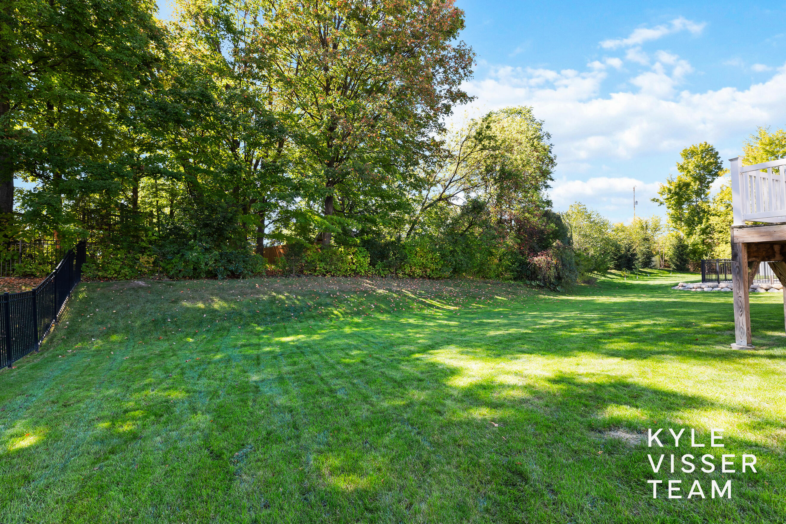 4478 Burton Forest Court SE Grand Rapids MI 49546