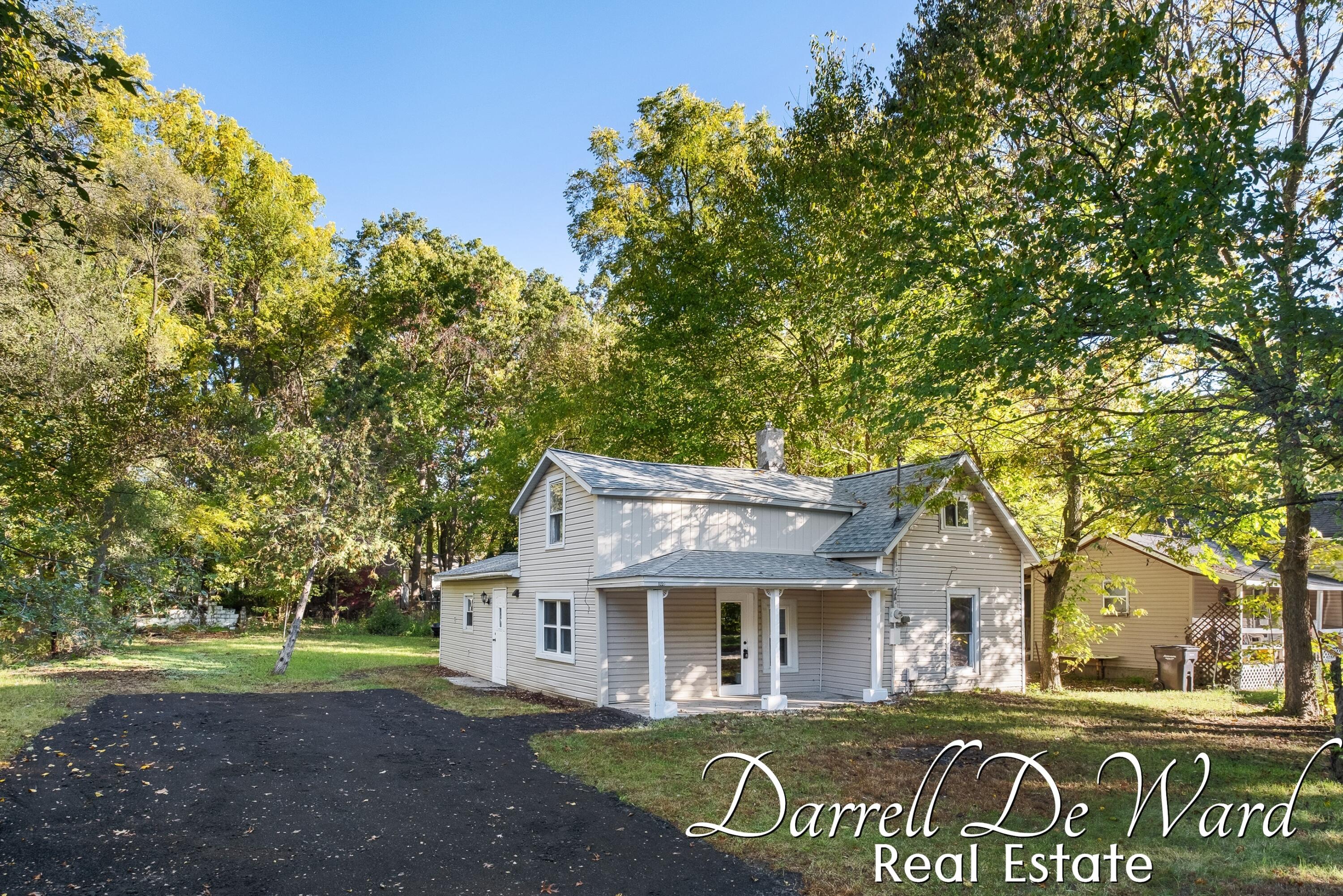 108 Hudson Street Allegan MI 49010