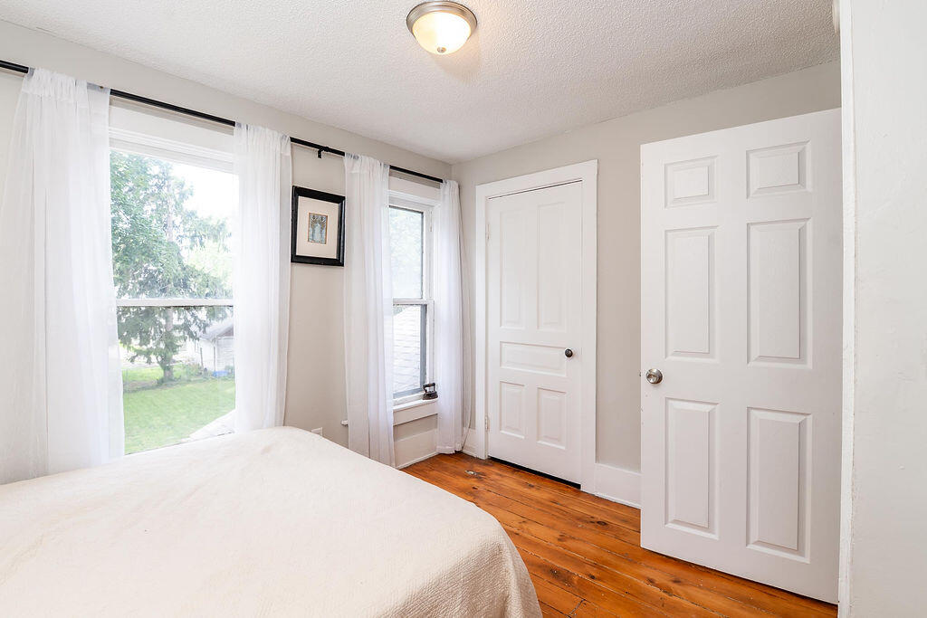 1909 Linden Avenue SE Grand Rapids MI 49507
