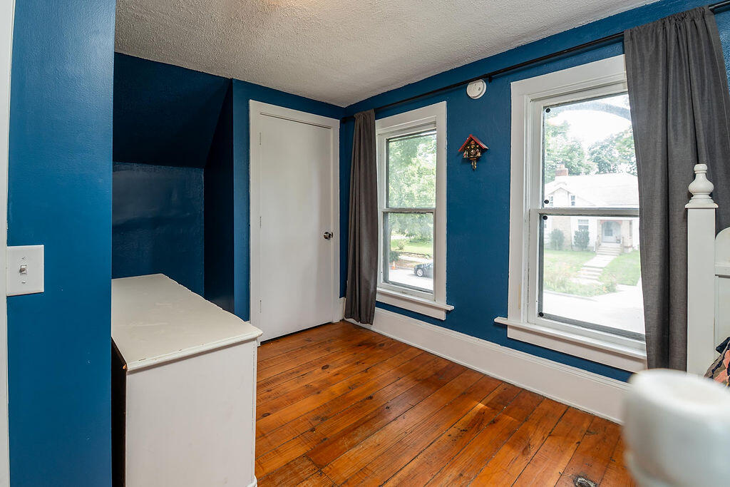 1909 Linden Avenue SE Grand Rapids MI 49507