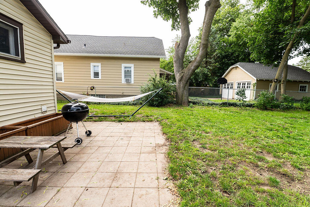 1909 Linden Avenue SE Grand Rapids MI 49507