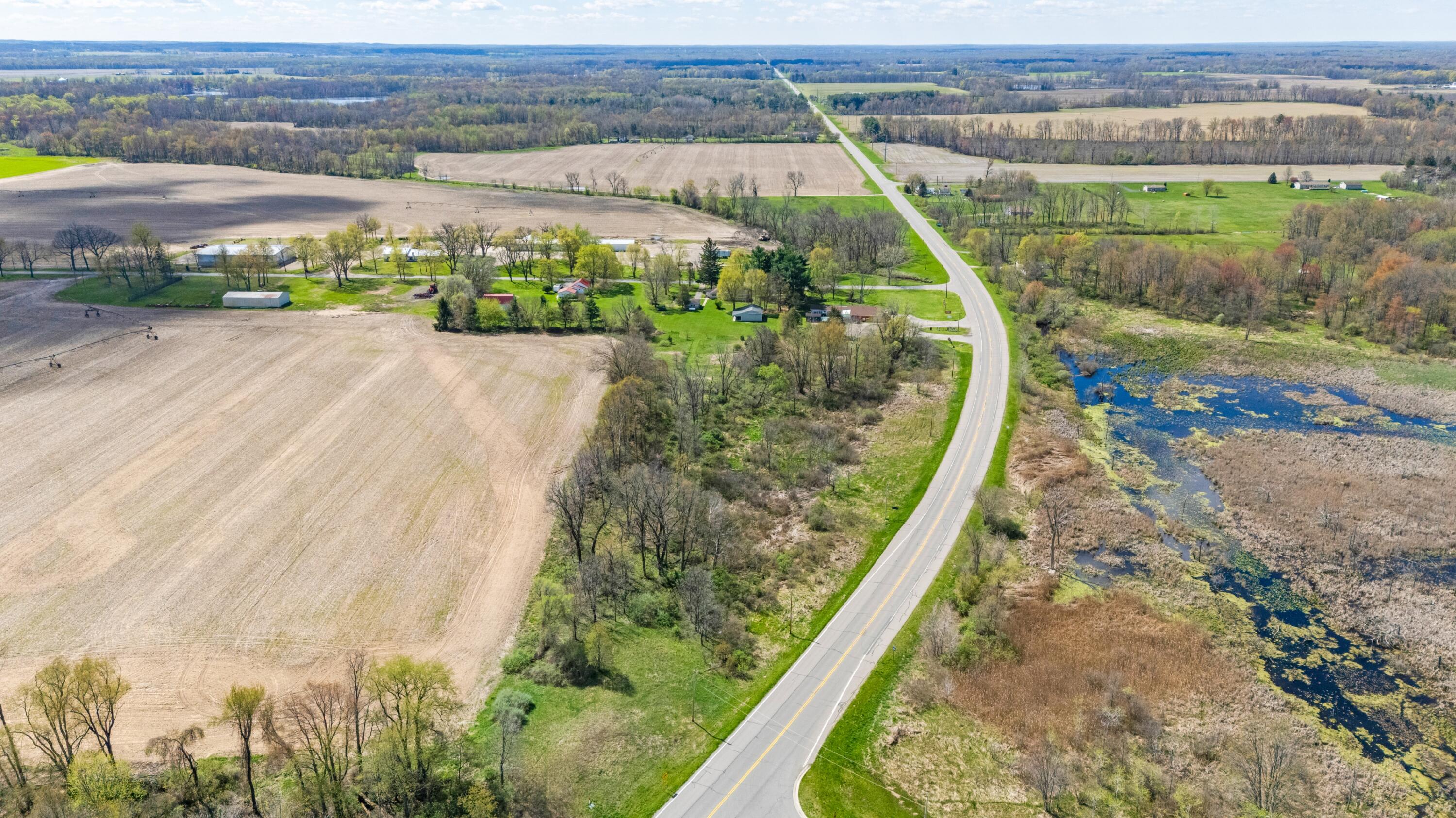 57802 92nd Avenue Dowagiac MI 49047