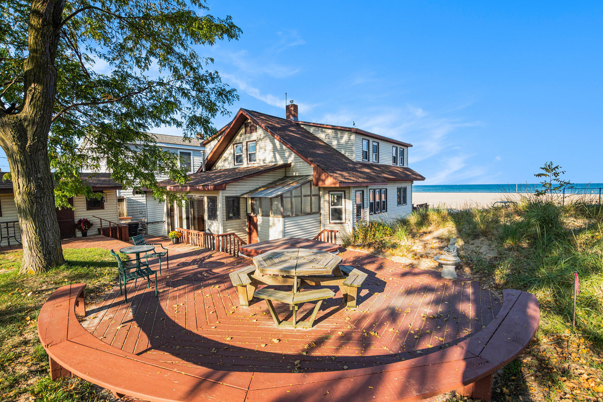 30 Lakeshore Drive South Haven MI 49090