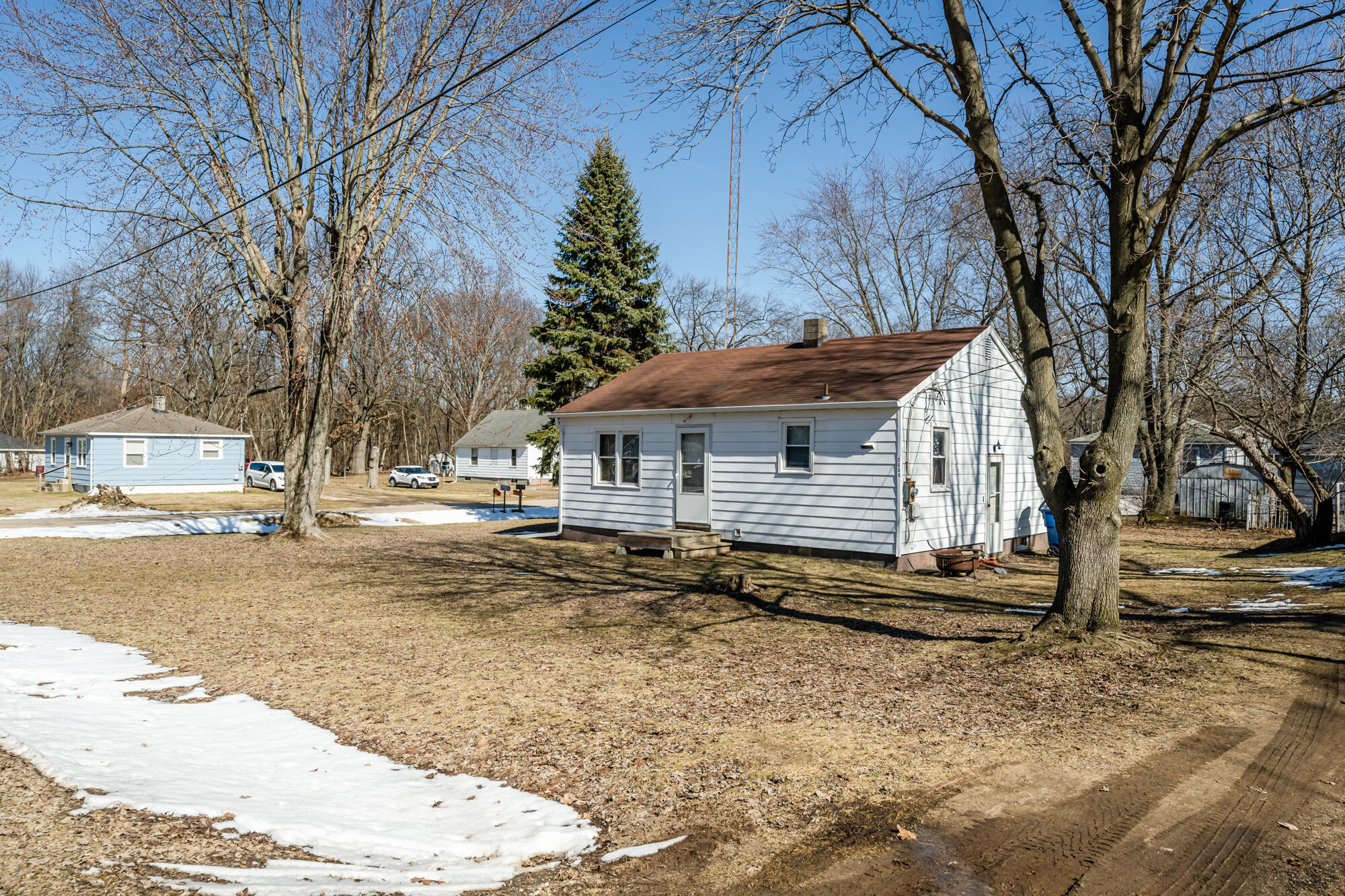 3608 Fieldtree Road Benton Harbor MI 49022