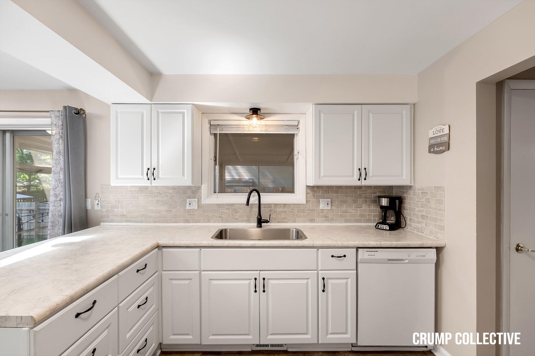 1467 Mapleview Street SE Grand Rapids MI 49508