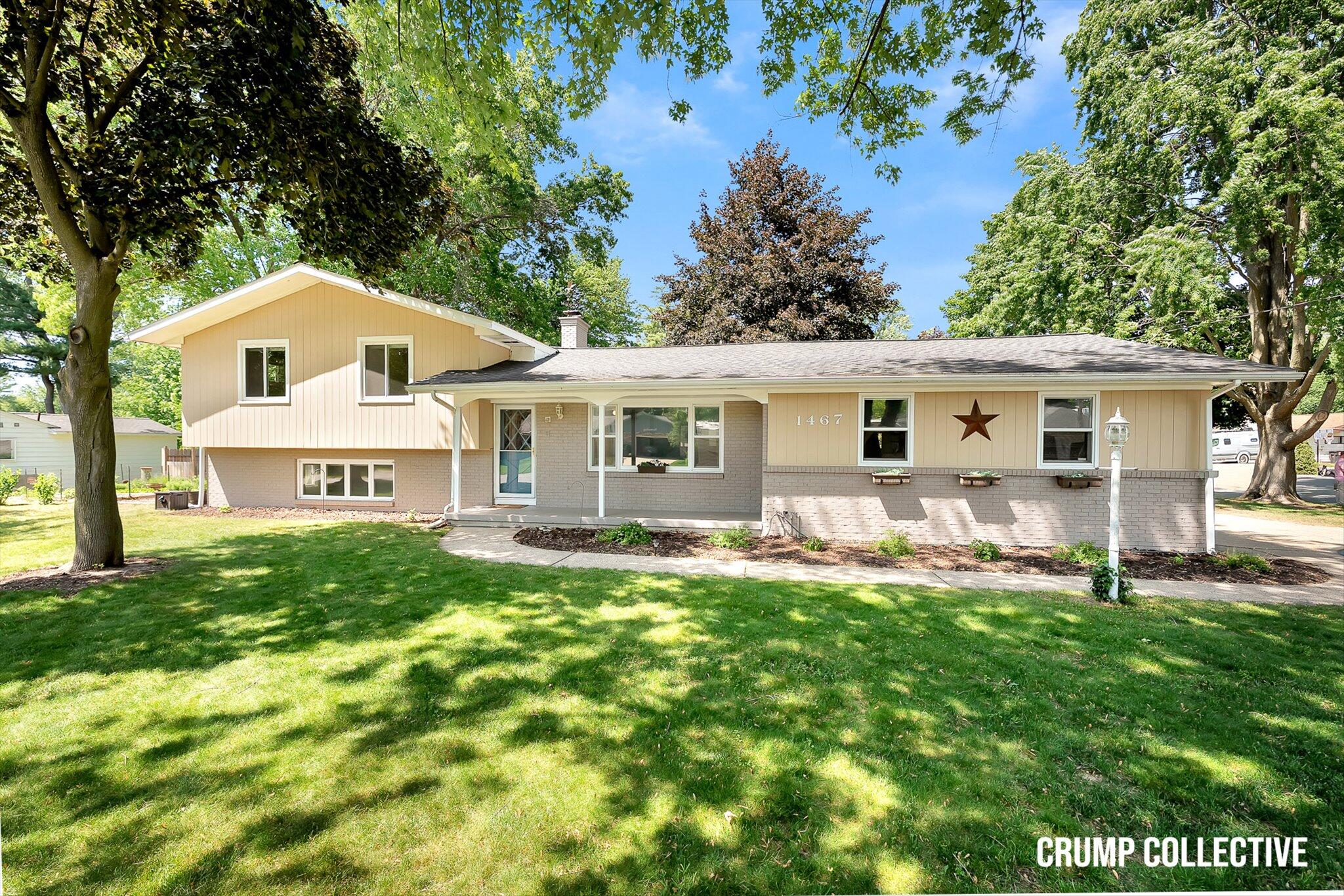 1467 Mapleview Street SE Grand Rapids MI 49508