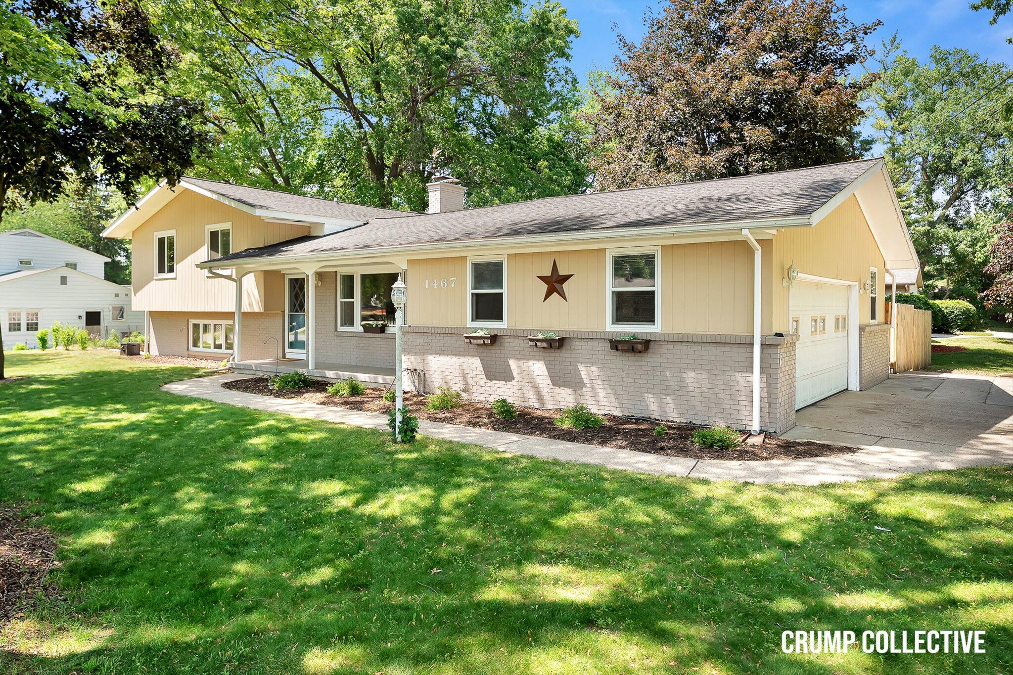 1467 Mapleview Street SE Grand Rapids MI 49508