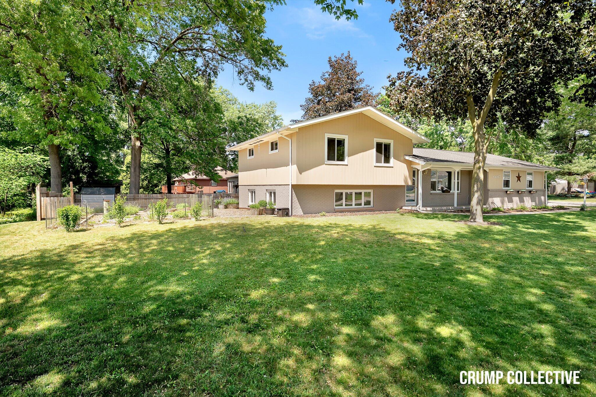 1467 Mapleview Street SE Grand Rapids MI 49508