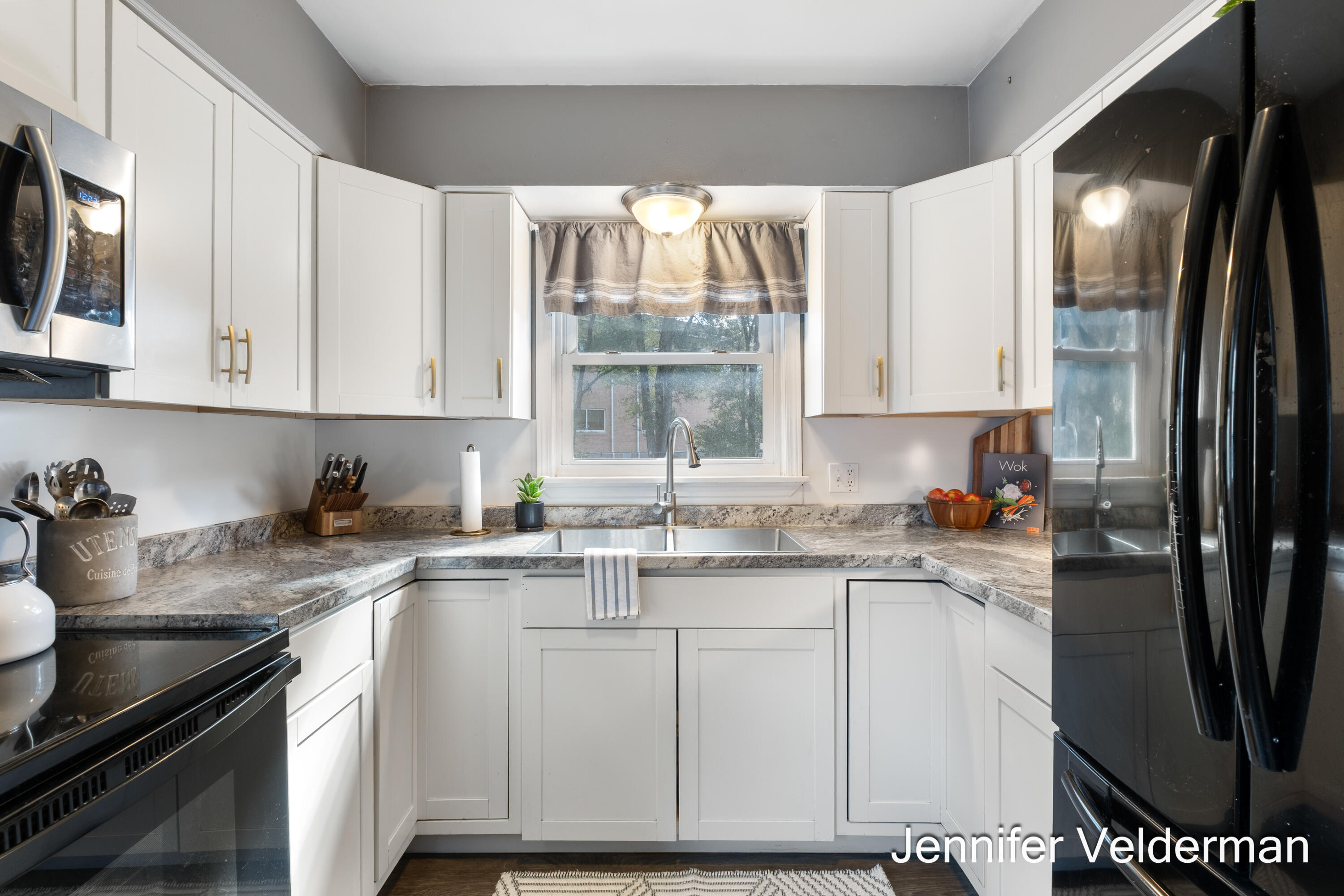 1138 Kelsey Street NE Grand Rapids MI 49505