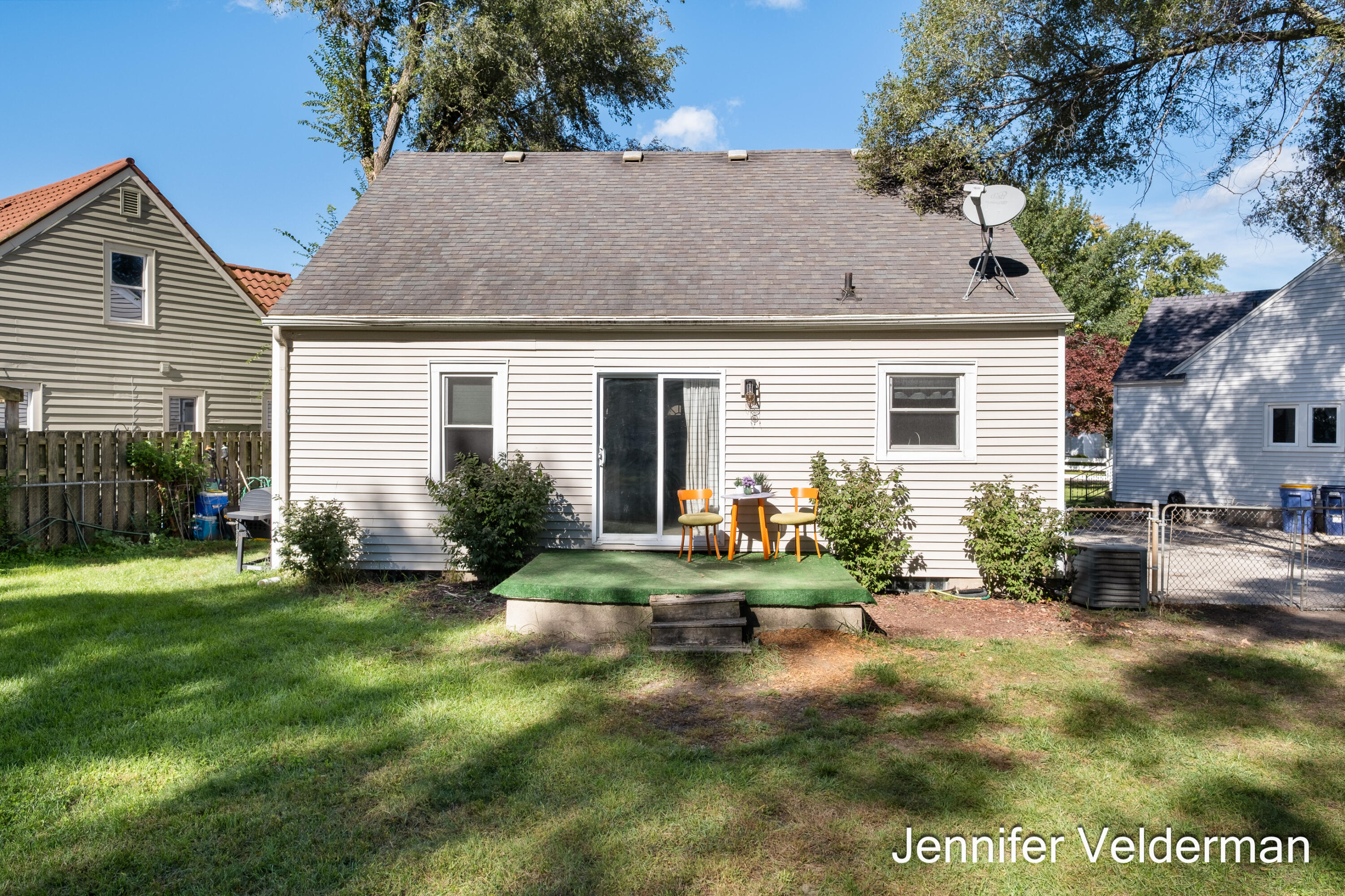 1138 Kelsey Street NE Grand Rapids MI 49505