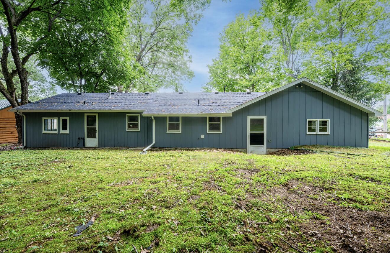 8324 Je NE Be Drive NE Rockford MI 49341