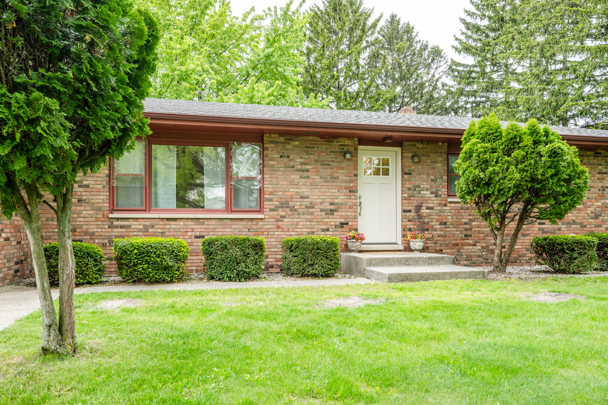 1719 Santa Maria Drive Stevensville MI 49127