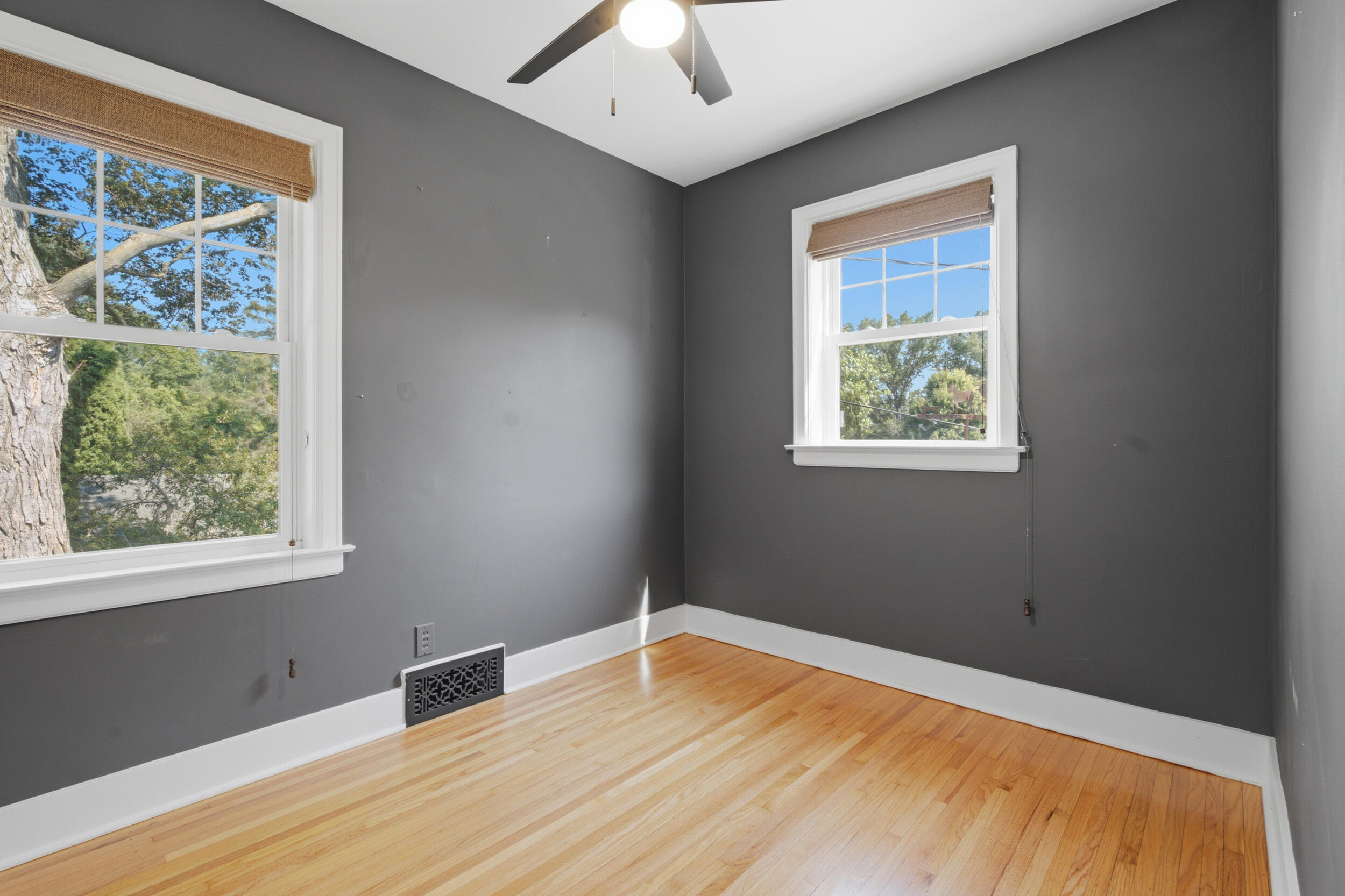 701 S Elm Street Three Oaks MI 49128