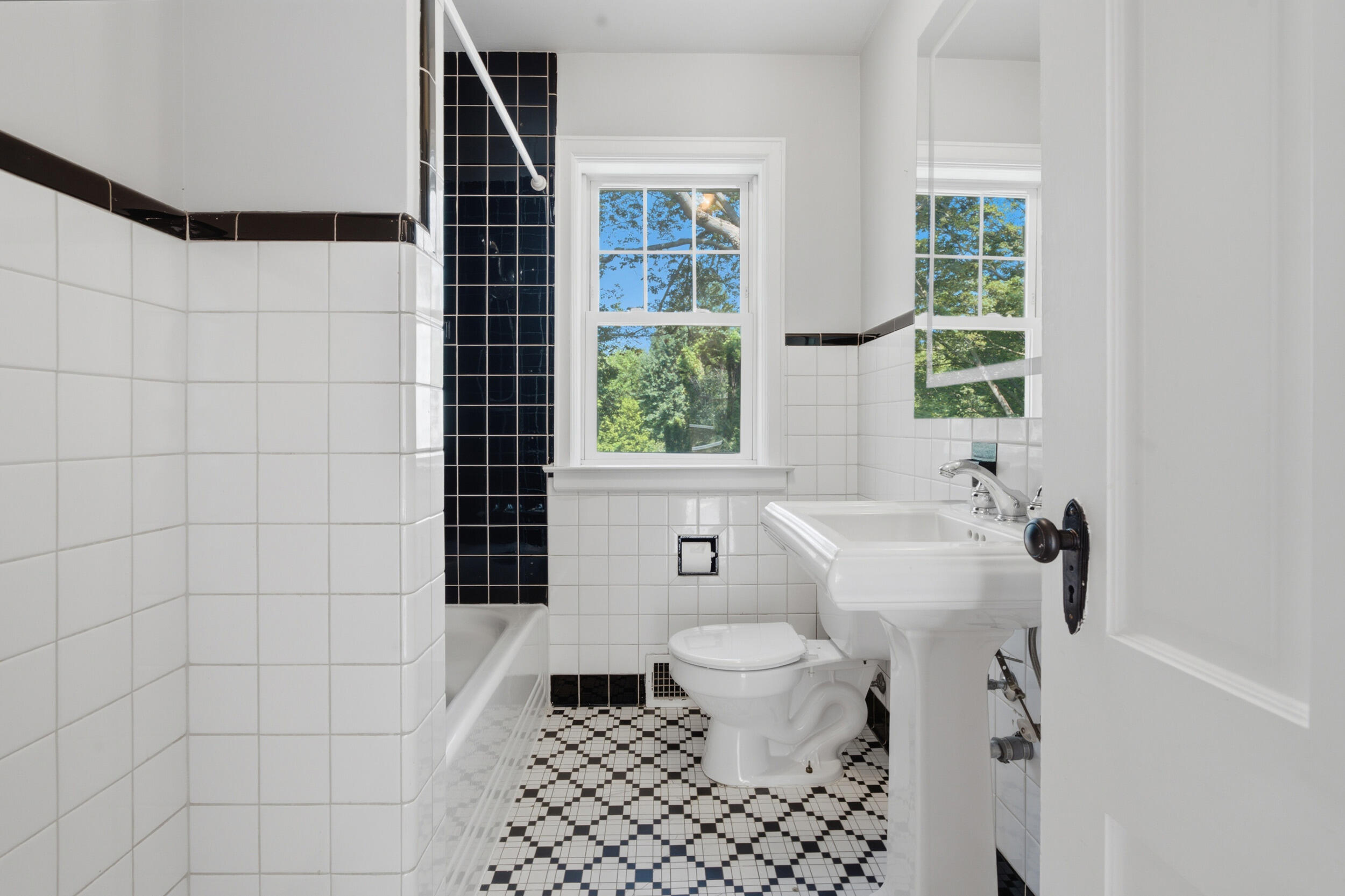 701 S Elm Street Three Oaks MI 49128