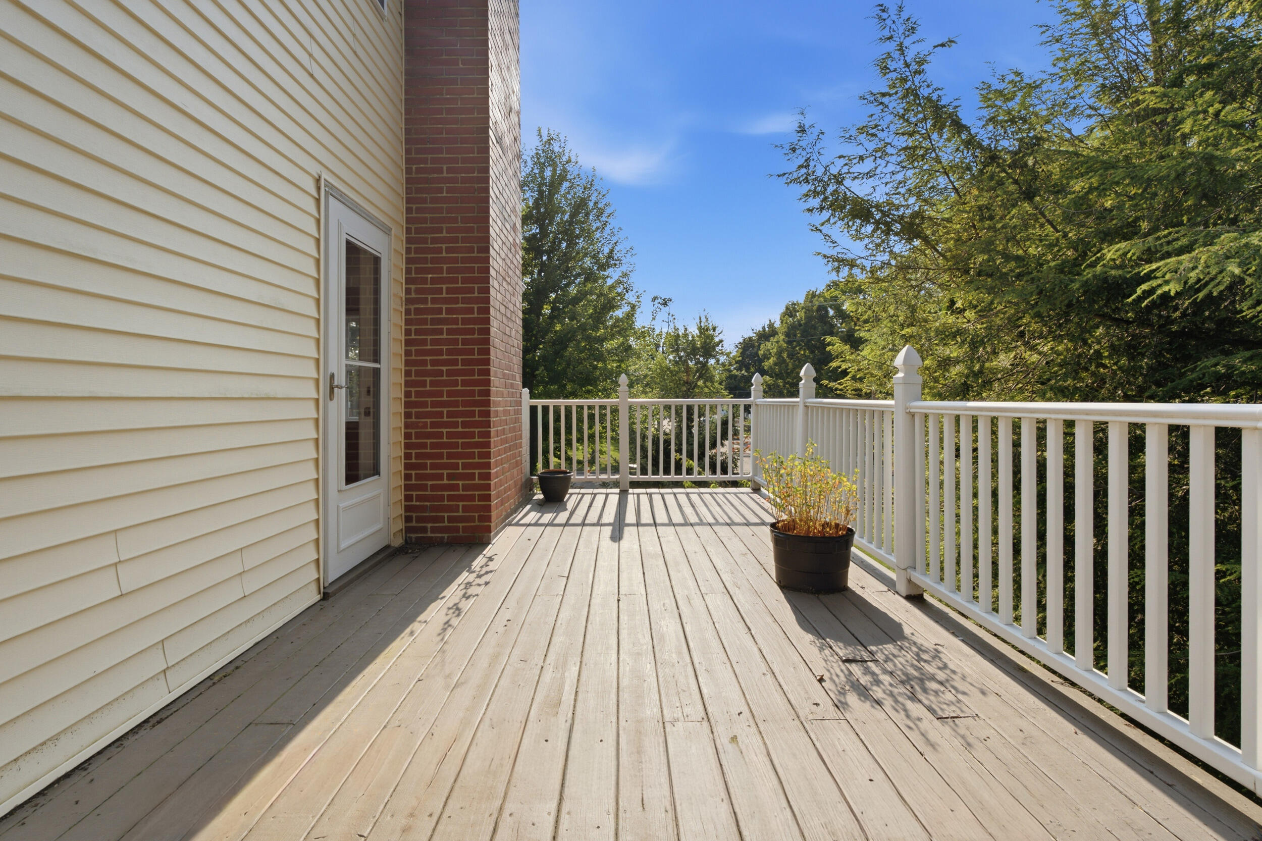 701 S Elm Street Three Oaks MI 49128