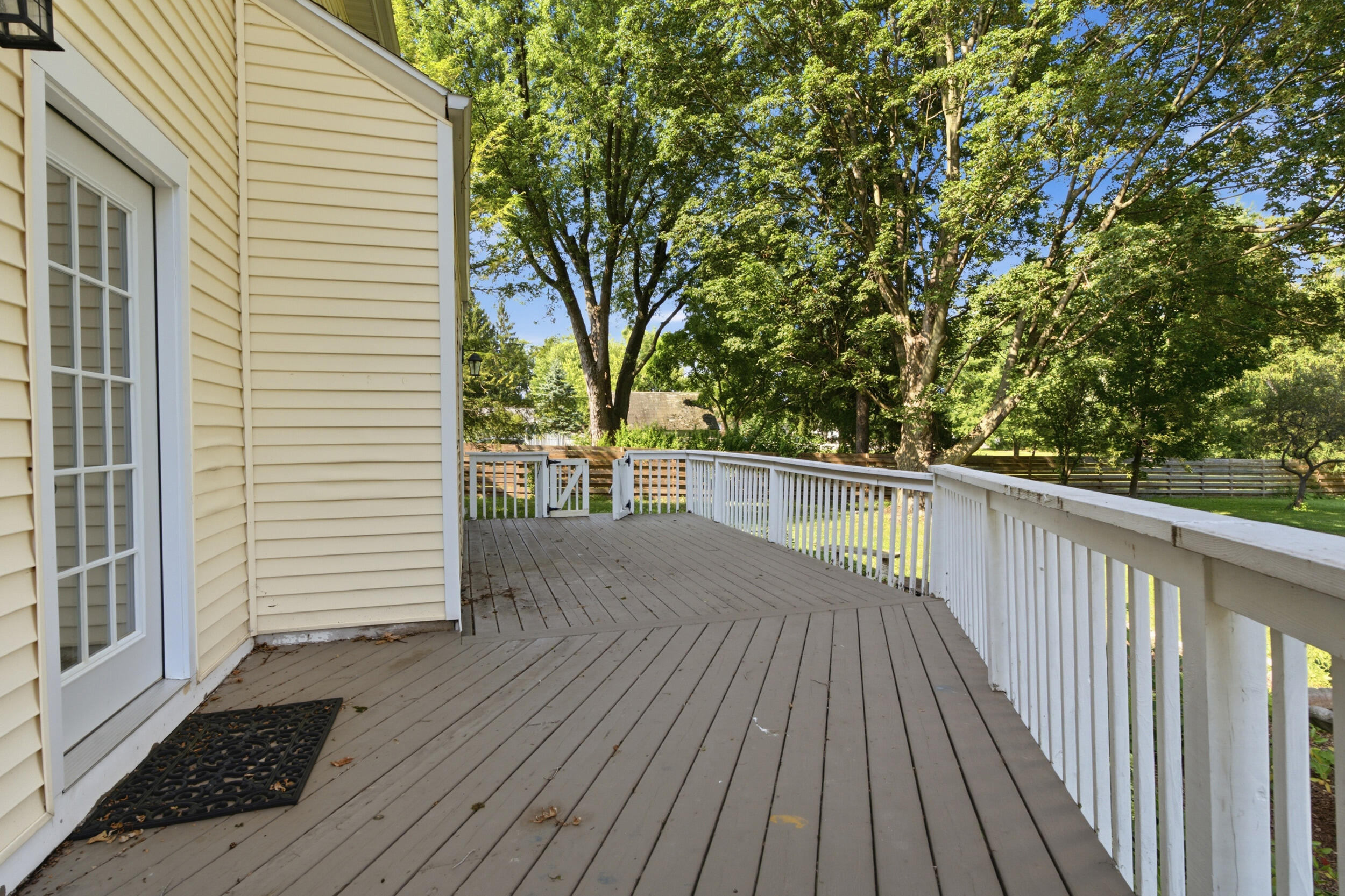 701 S Elm Street Three Oaks MI 49128