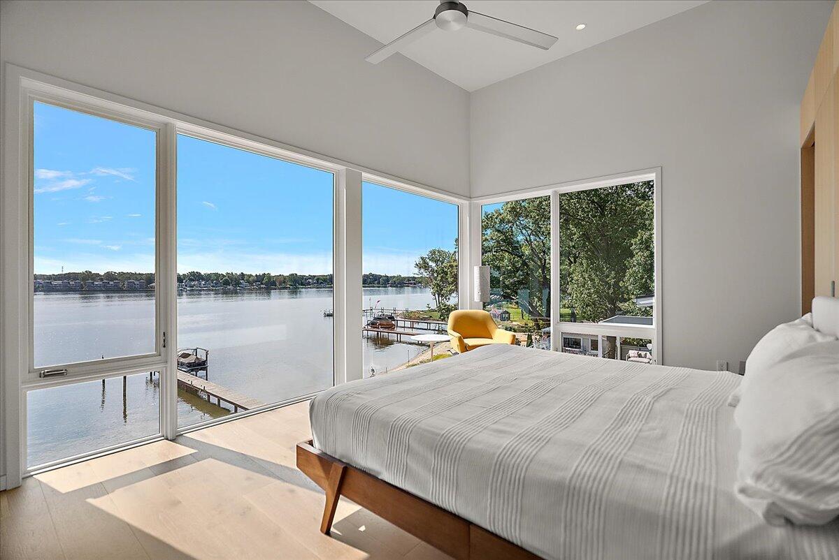 602 Lawn Avenue Holland MI 49424